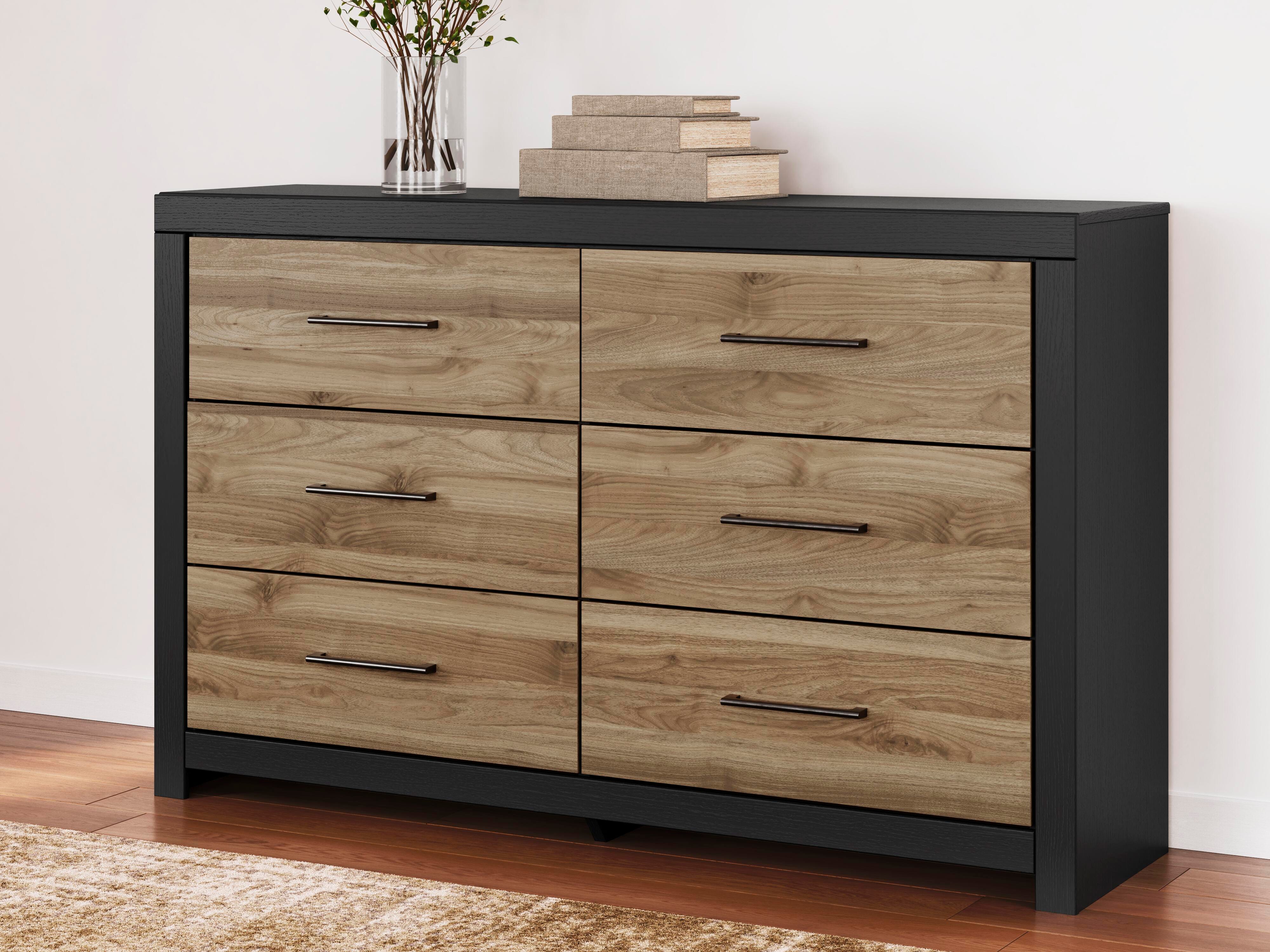 Vertani 6 Drawer Dresser | Ashley