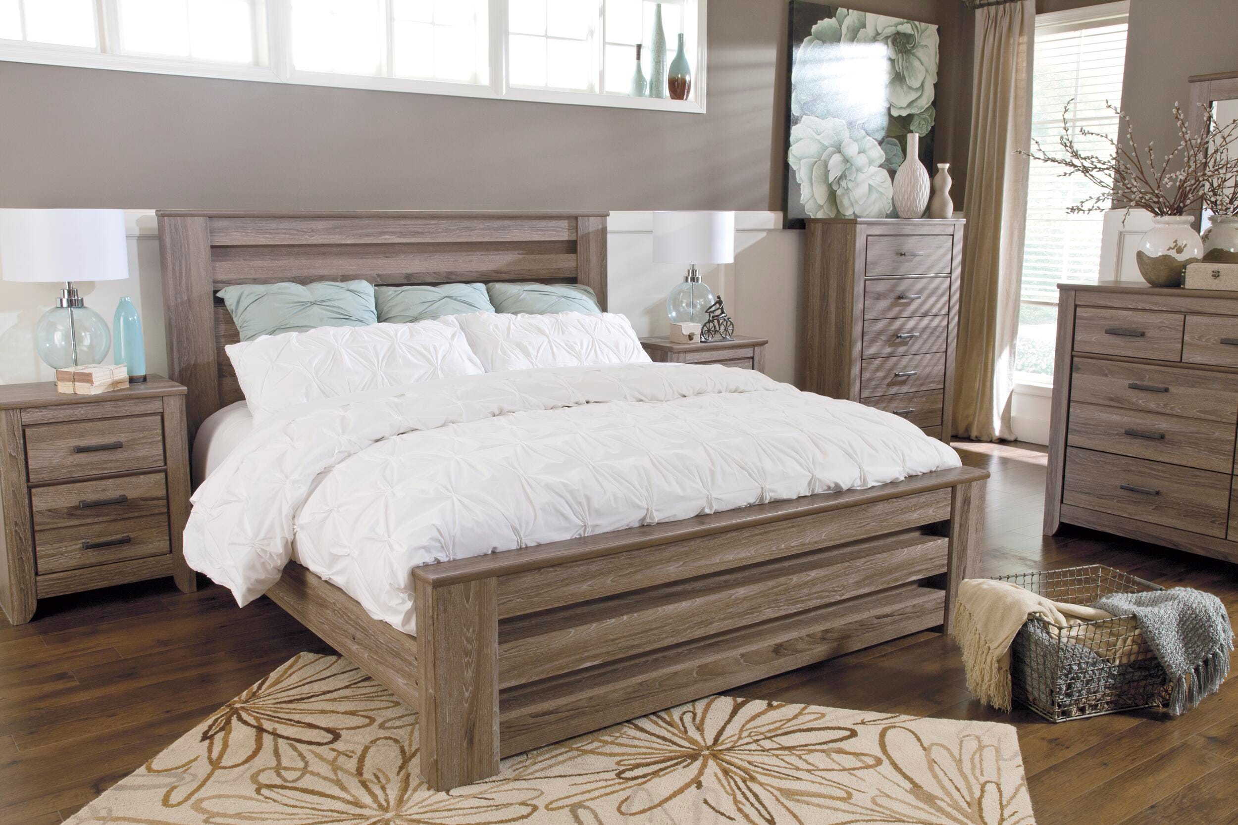 アイコリン bed&amp;breakfast  ドットGISELe掲載GREED Zelen King Poster Bed B248-KBED | AFW.com