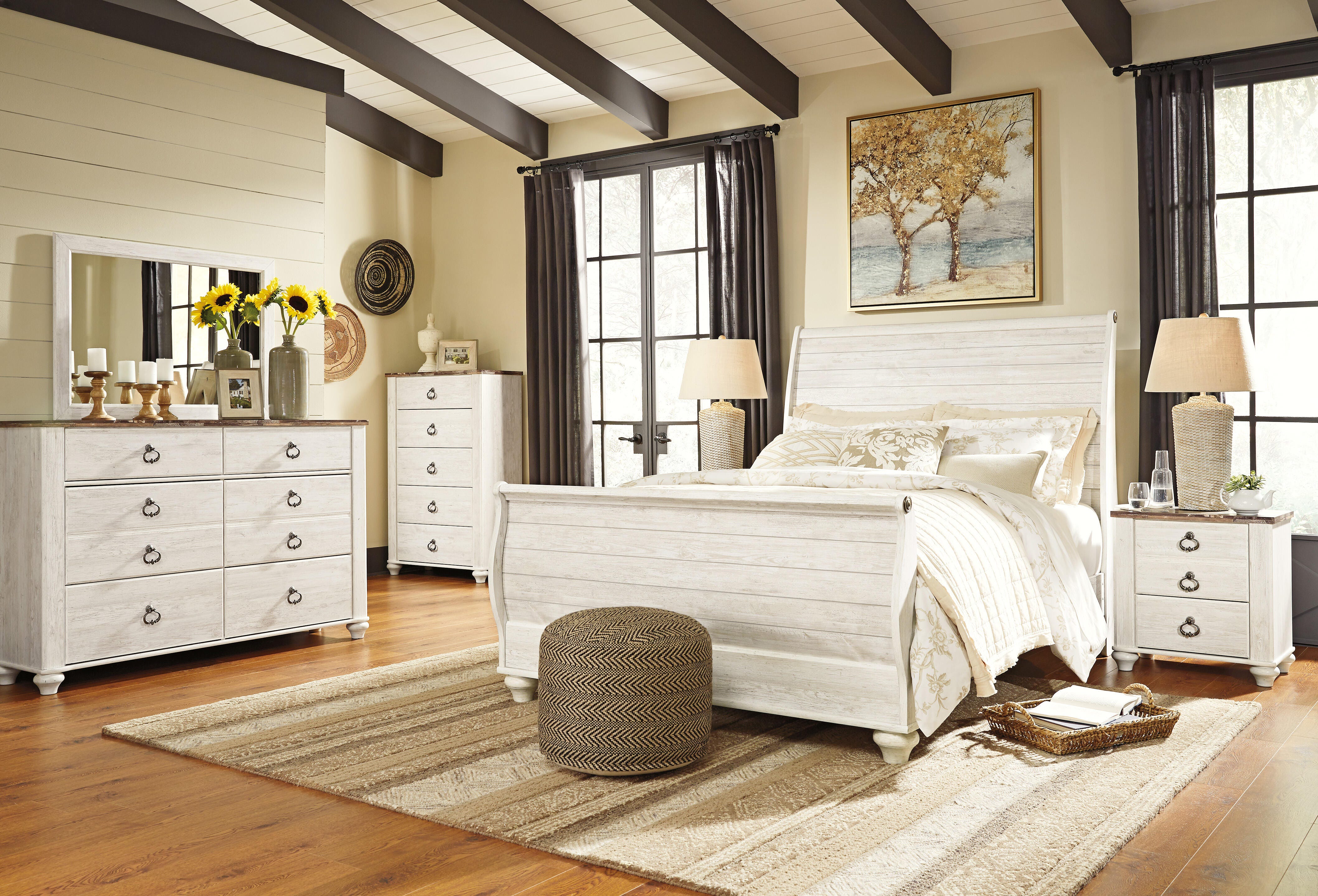 Willowton Queen Sleigh Bed - image 3