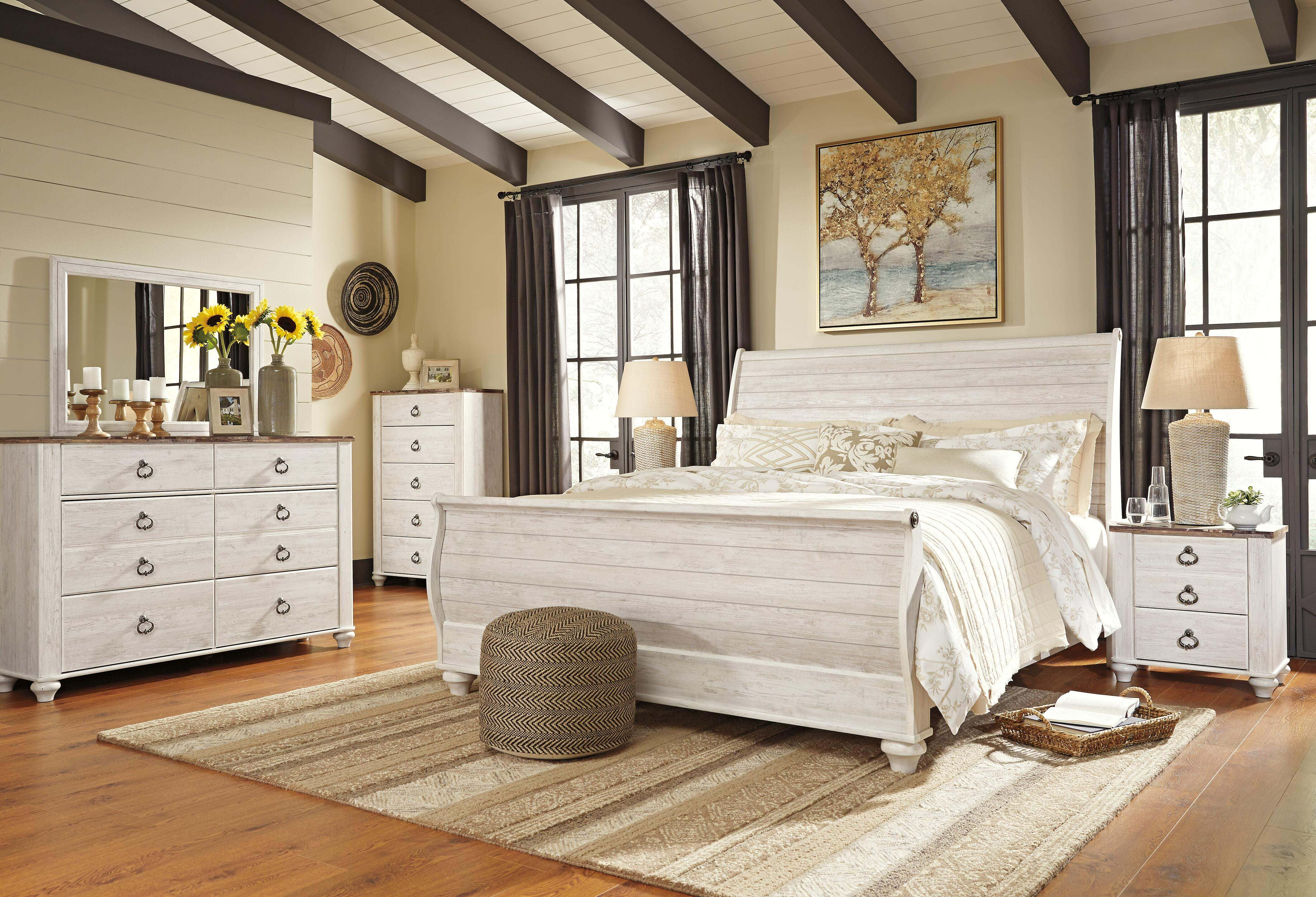 Willowton King Sleigh Bed, Whitewash, large