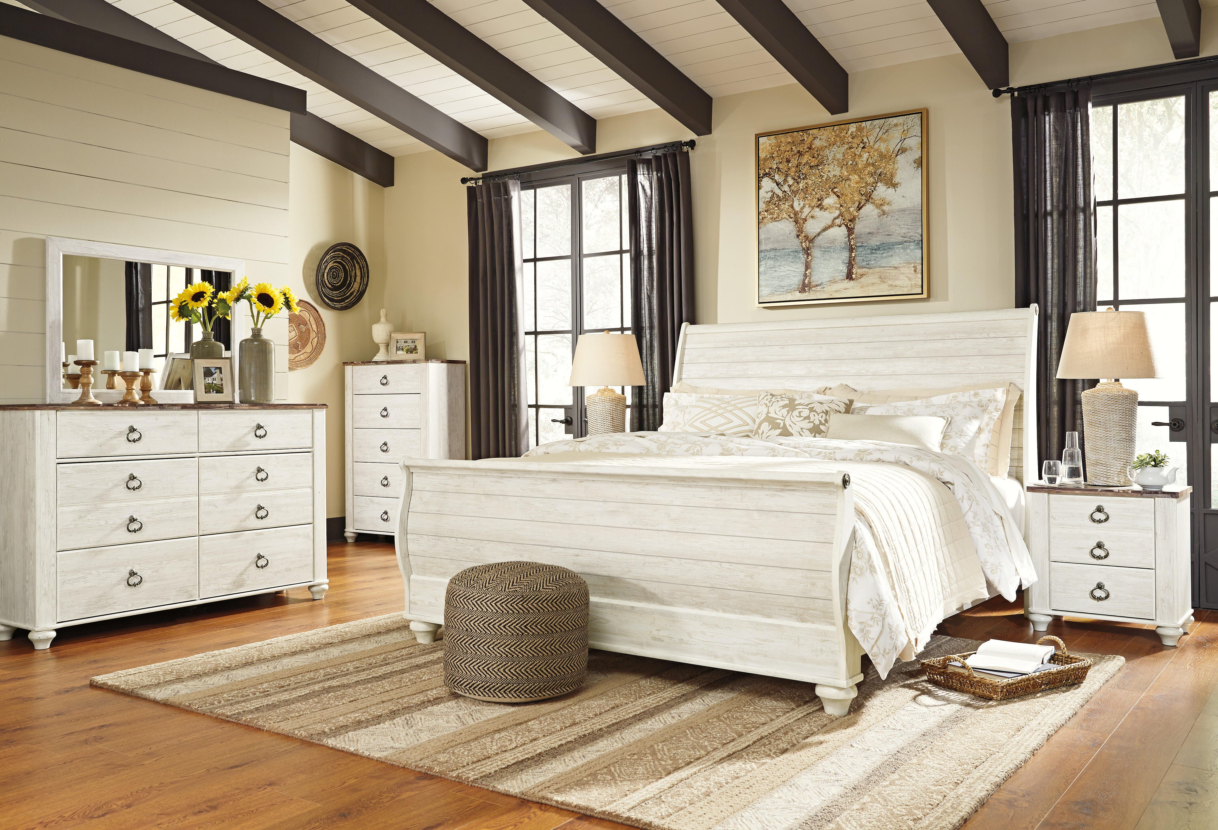 Willowton Queen Sleigh Bed - image 3