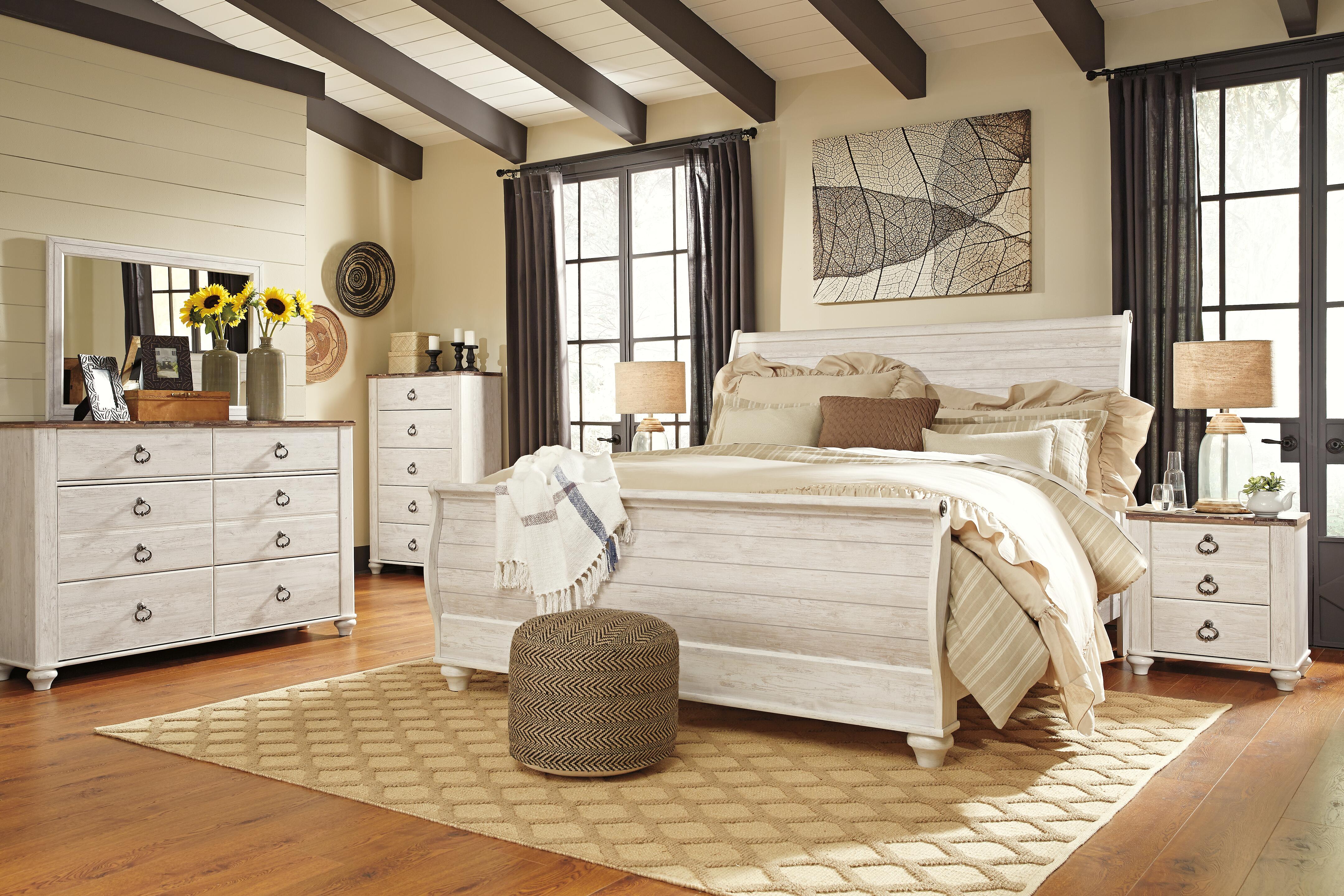 Willowton Chest of Drawers, Whitewash, large