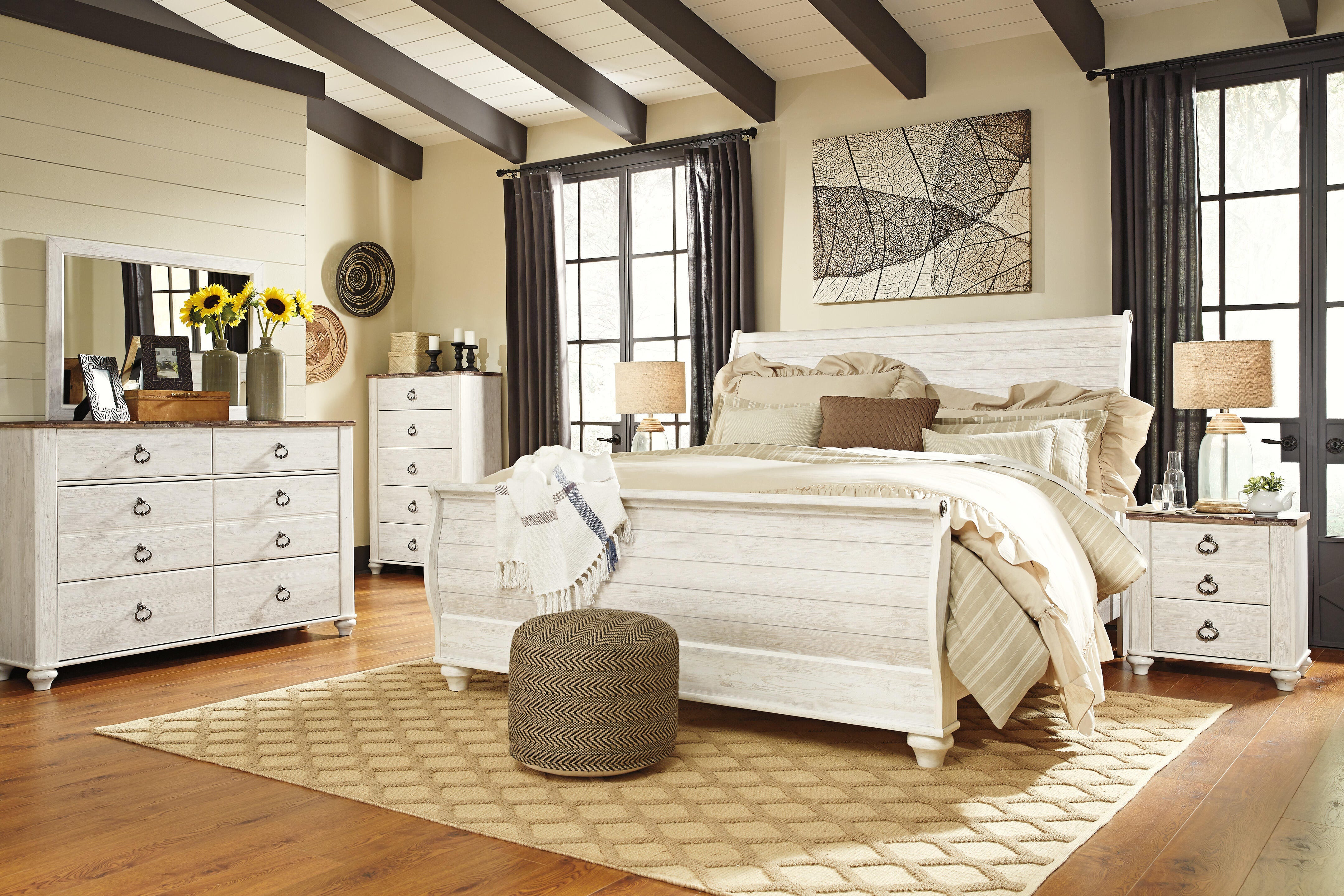Willowton Queen Sleigh Bed - image 5