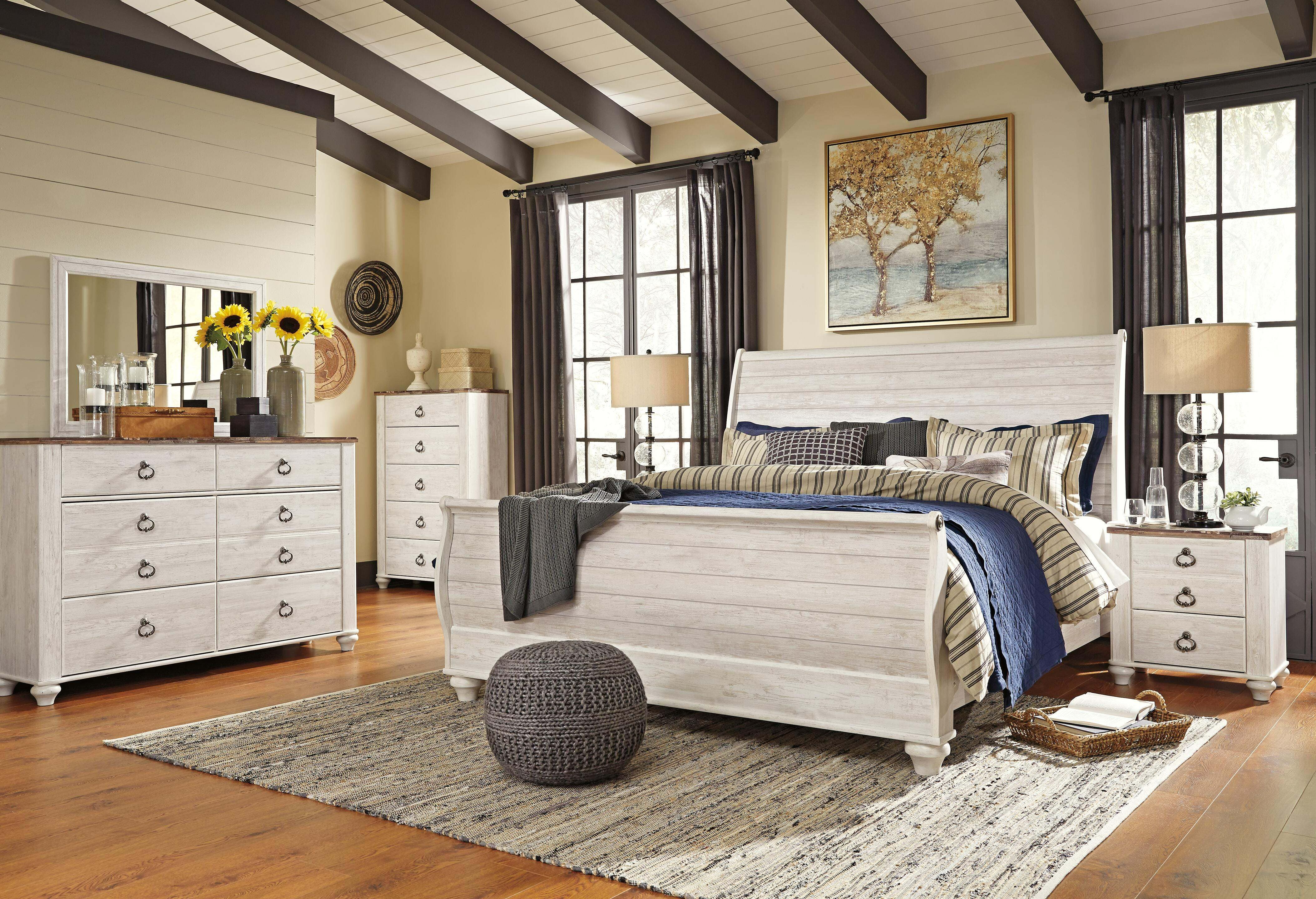 Willowton King Sleigh Bed, Whitewash, large