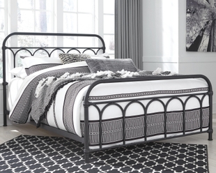 Nashburg Queen Metal Bed