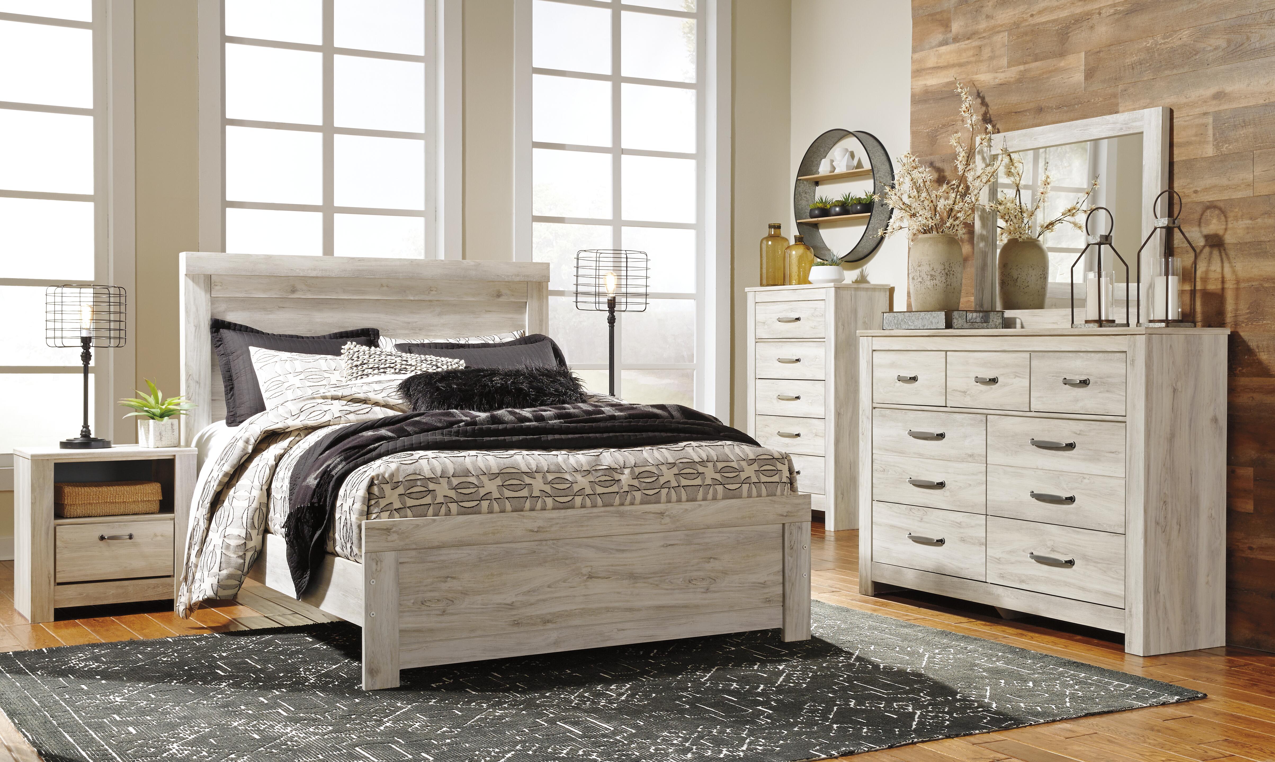 Bellaby Queen Panel Bed - image 3