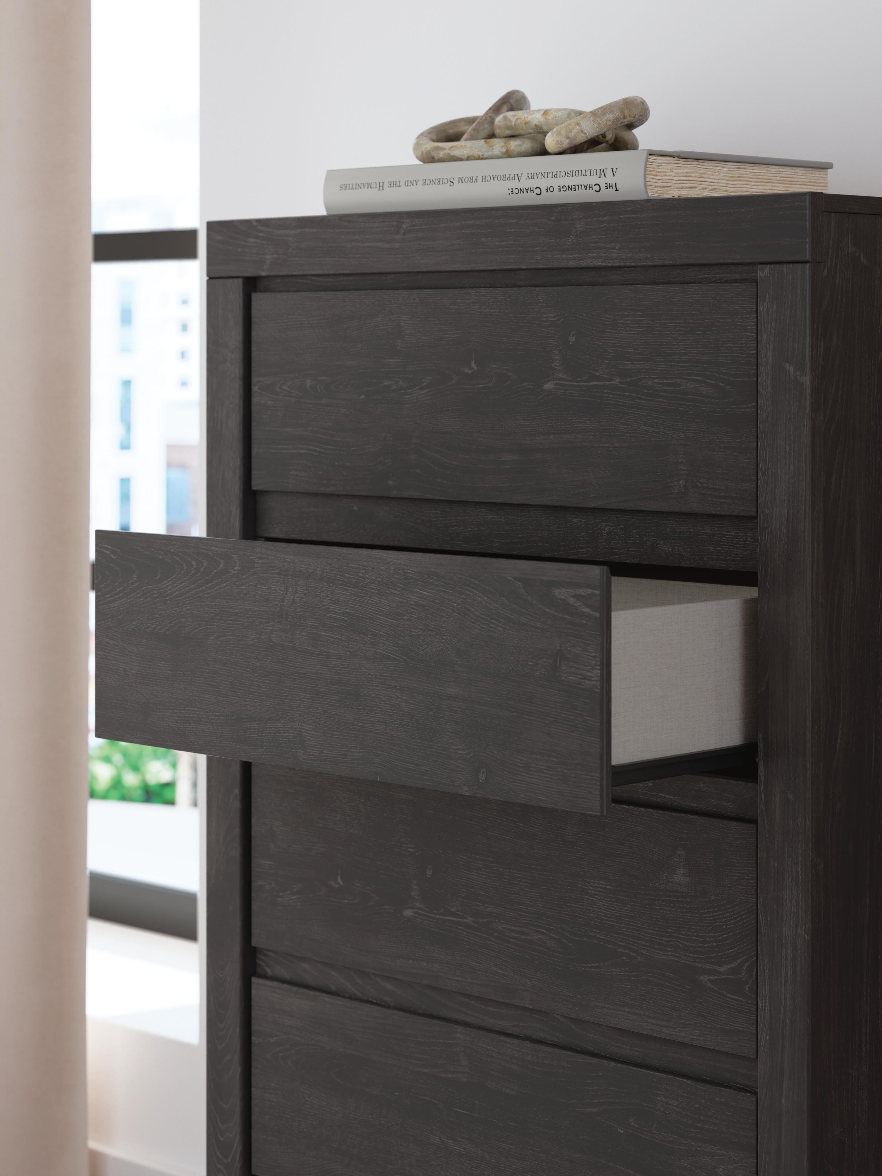 Parlayon Chest of Drawers - image 10