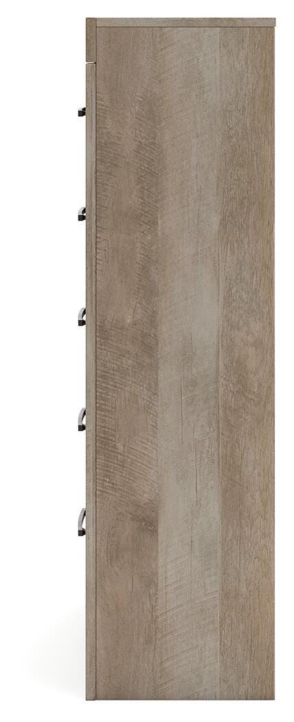 Gachester Chest of Drawers - image 7
