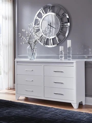 Jarlee - White - Dresser Jarlee - White - Dresser