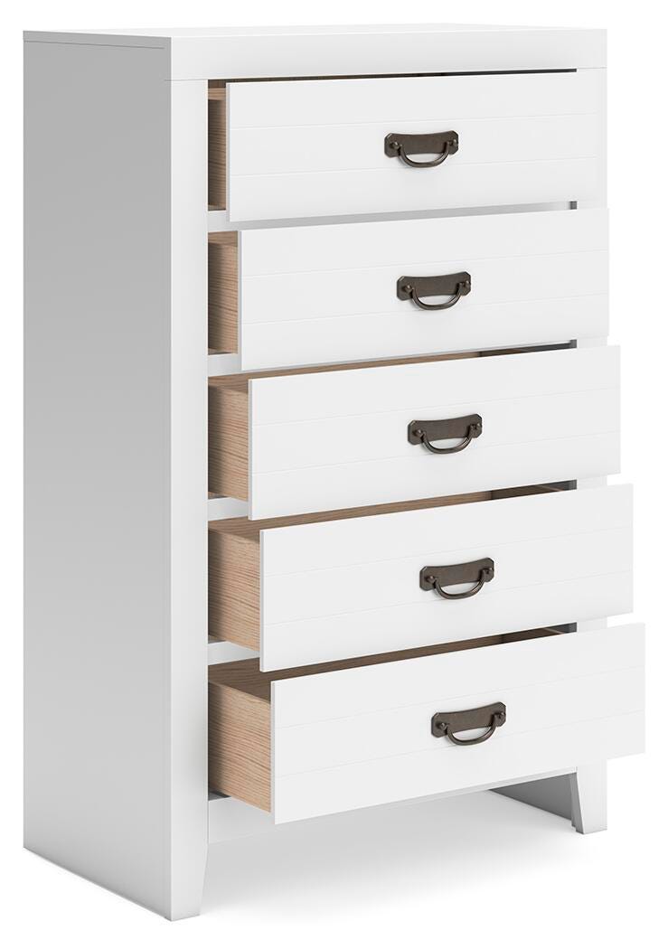 Binterglen Chest of Drawers - image 4