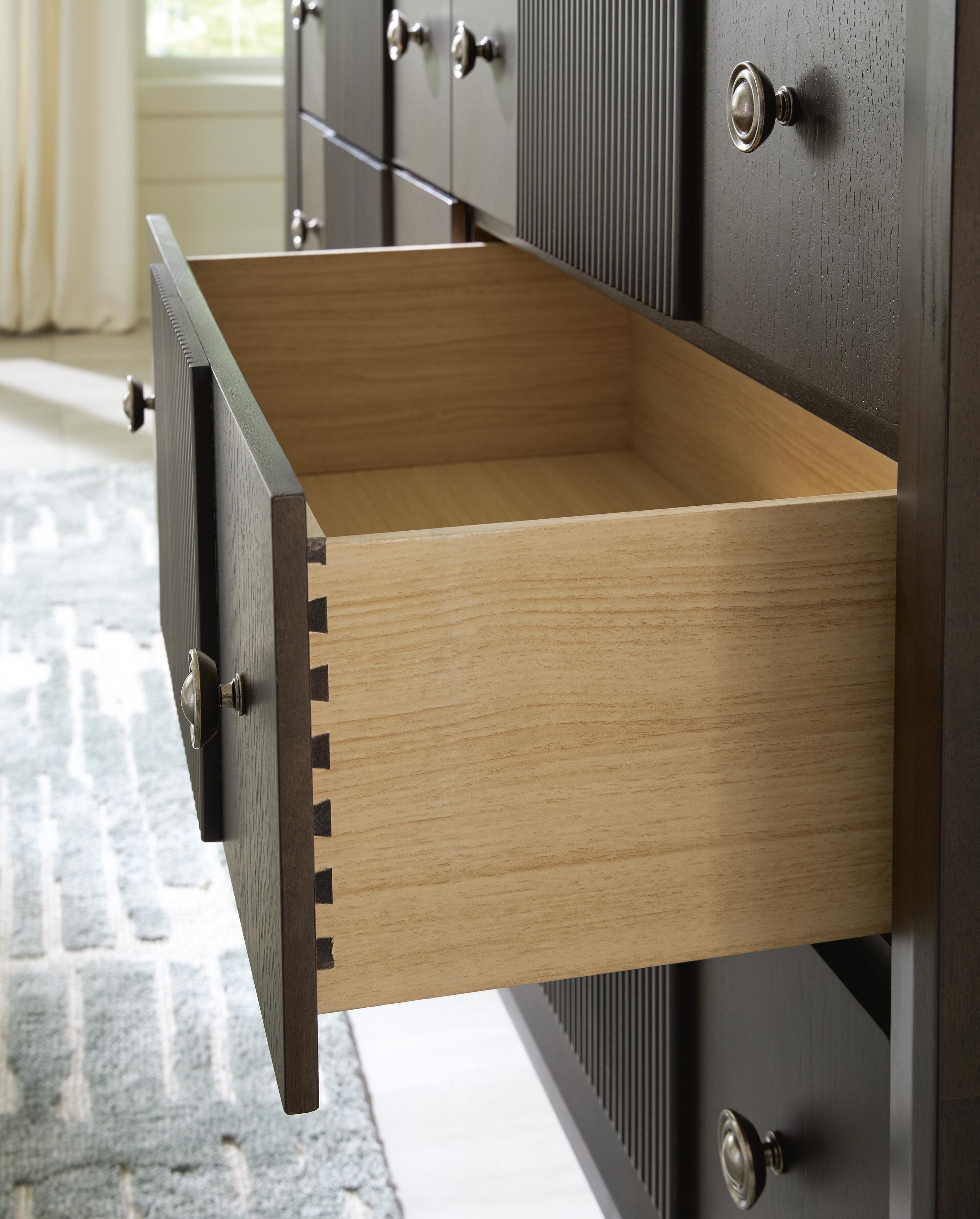 Urbantrack Queen Panel Bed with Dresser | Ashley