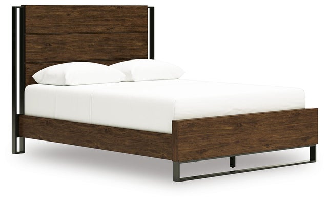 Zumbado Queen Panel Bed