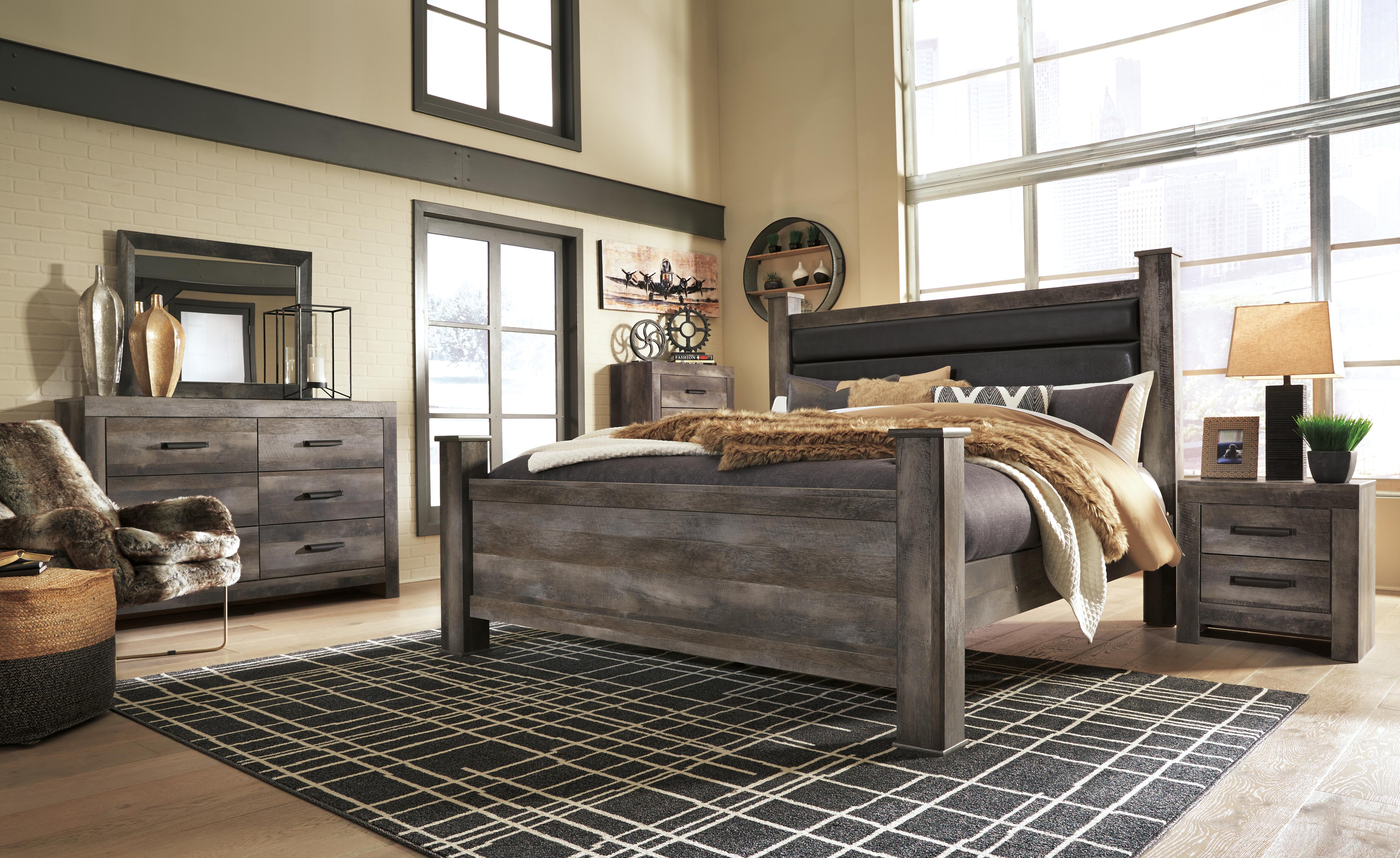 Wynnlow King Poster Bed, Gray, large