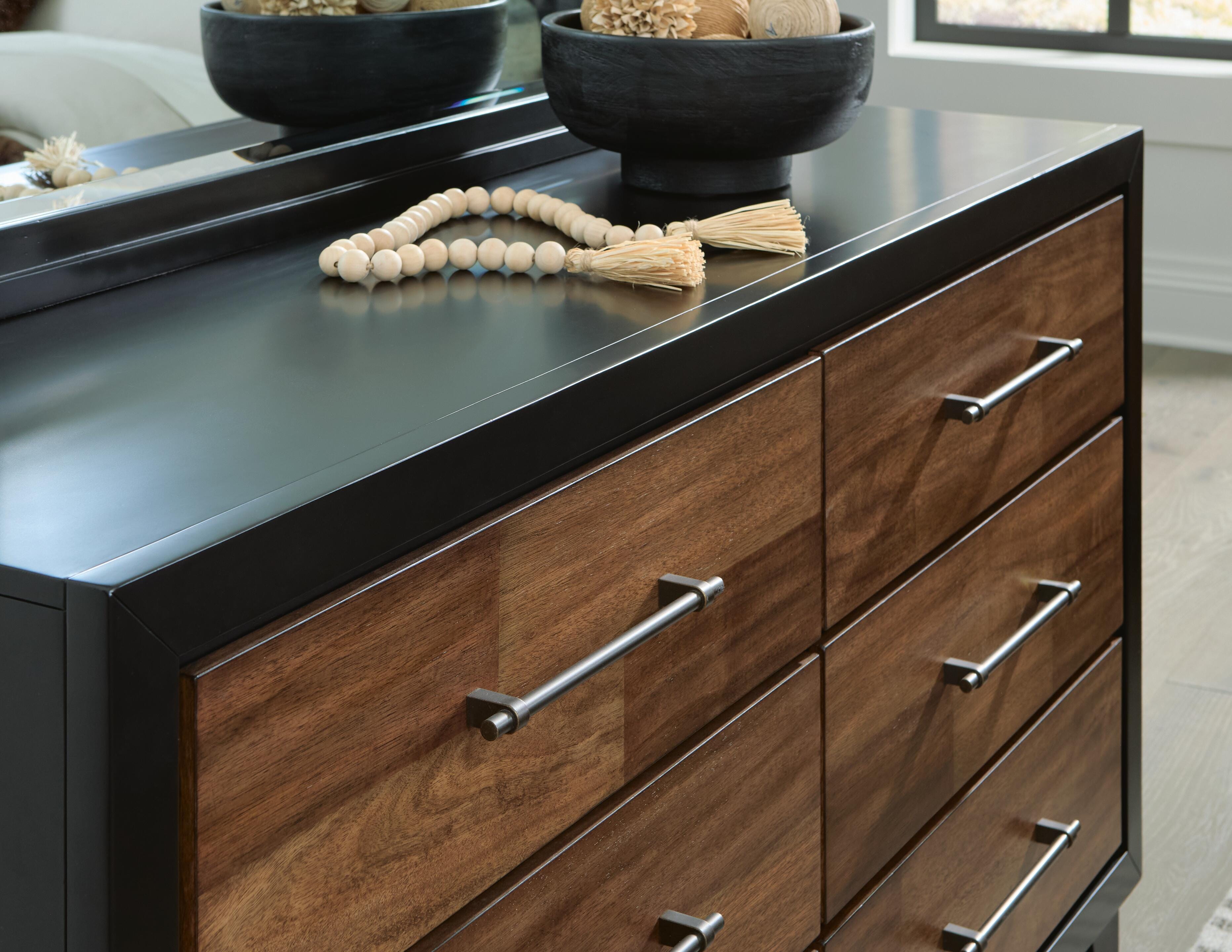 Kraeburn Dresser and Mirror - image 4