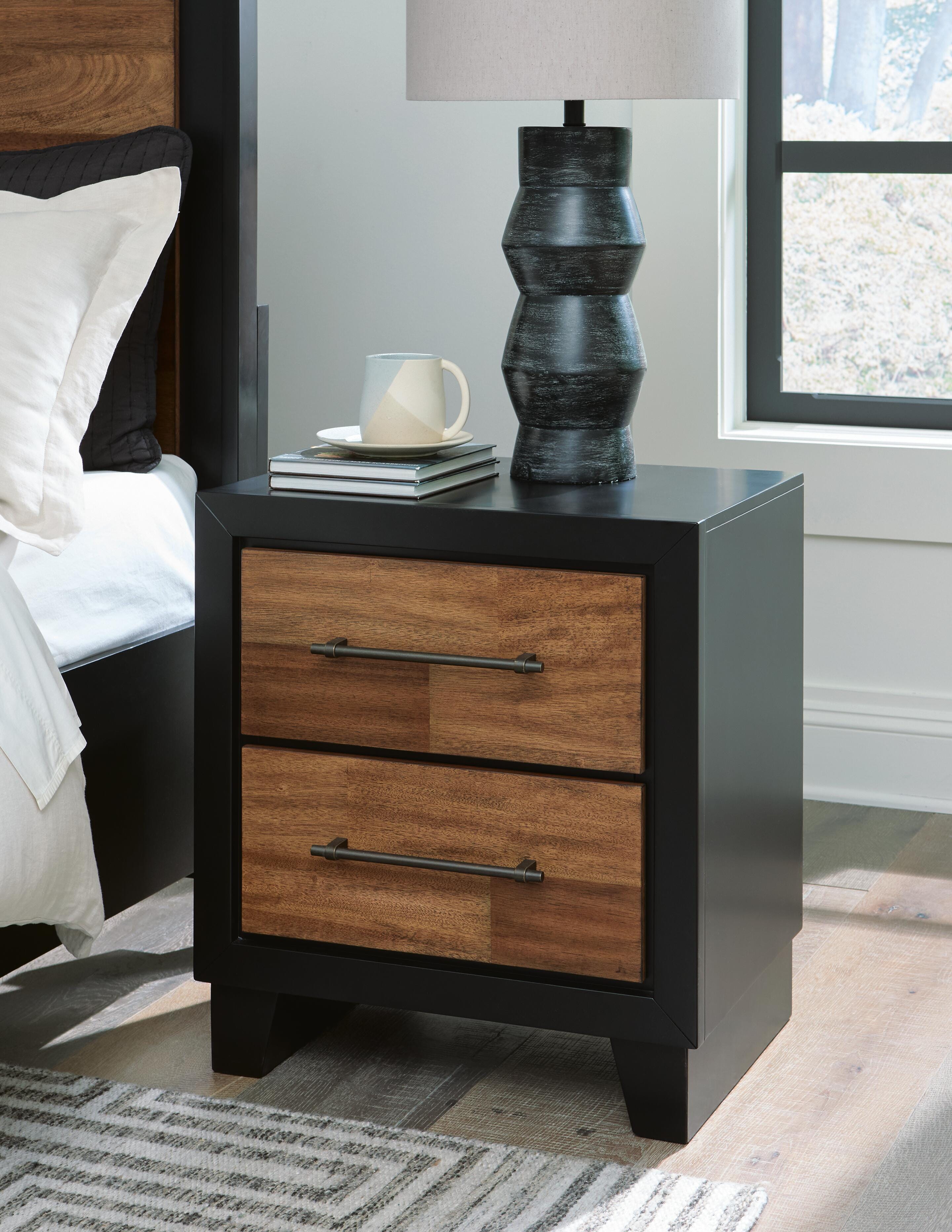 Kraeburn Nightstand - image 1