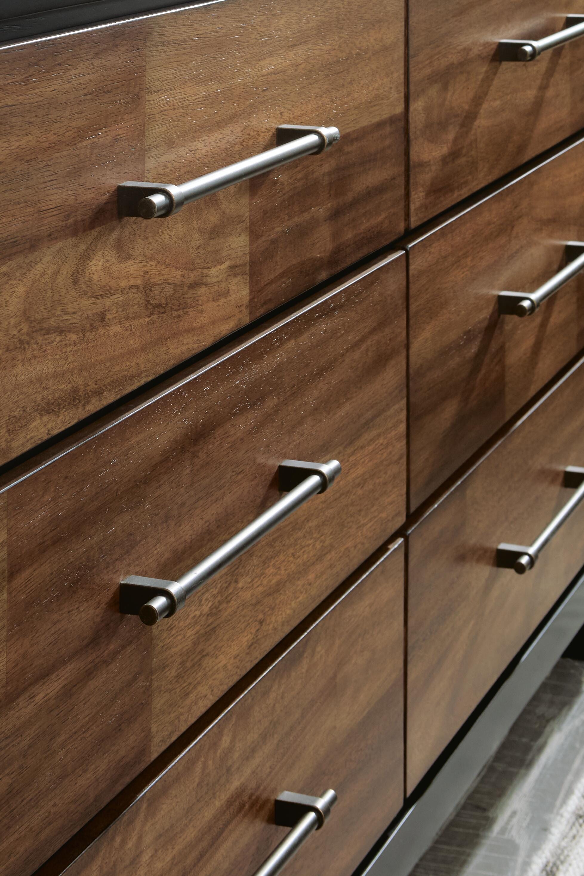 Kraeburn Dresser and Mirror - image 5