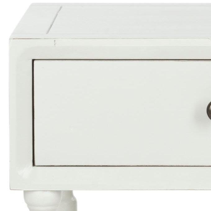 Swatch color Shady White 