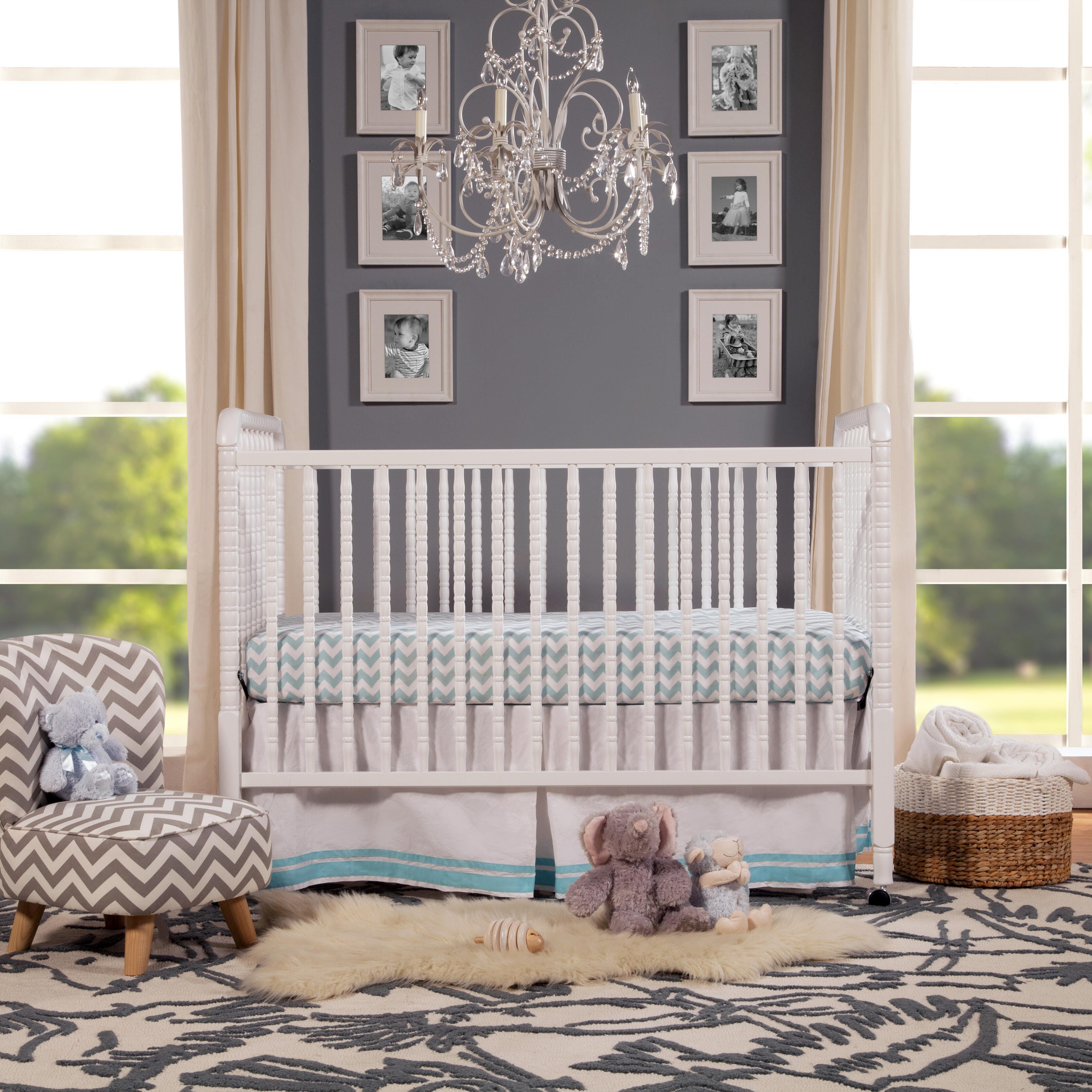 Davinci Jenny Lind Stationary Crib In White, White, large
