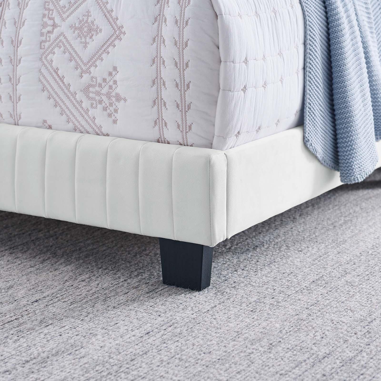 Celine Channel Tufted Velvet Queen Bed, , large