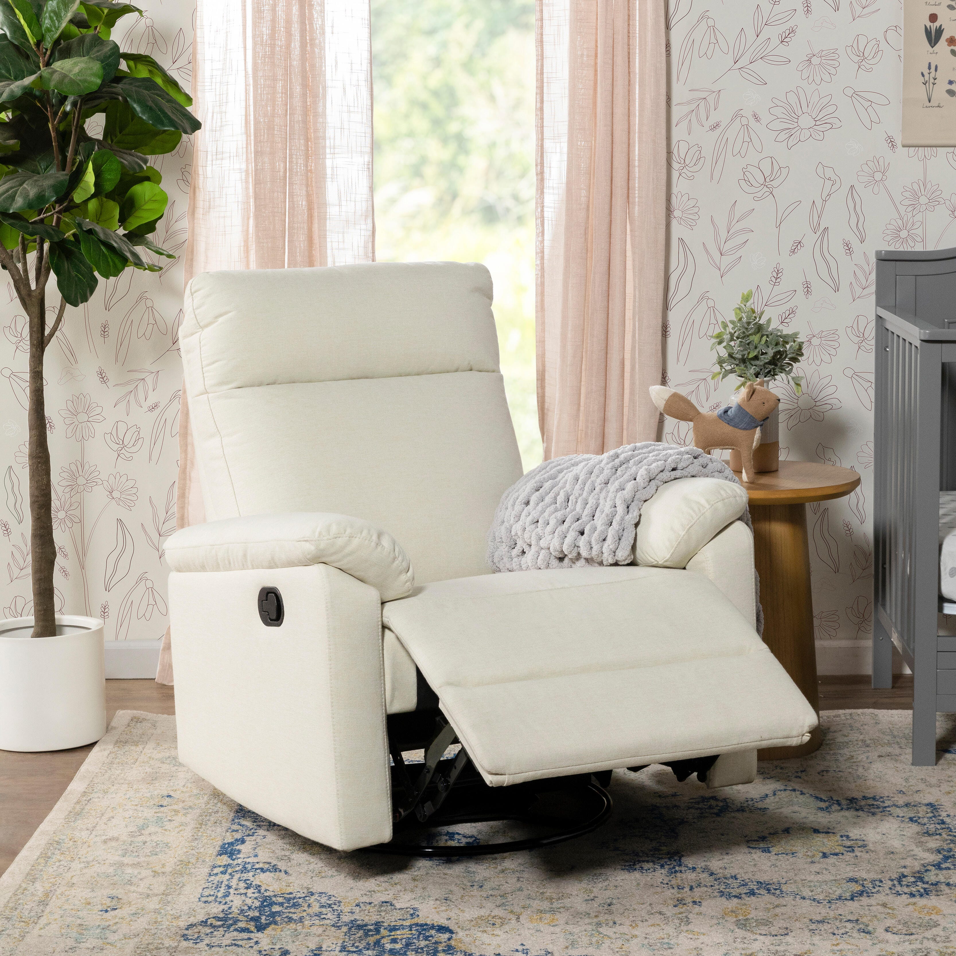 DaVinci Suzy Swivel Glider Recliner, Vanilla, large