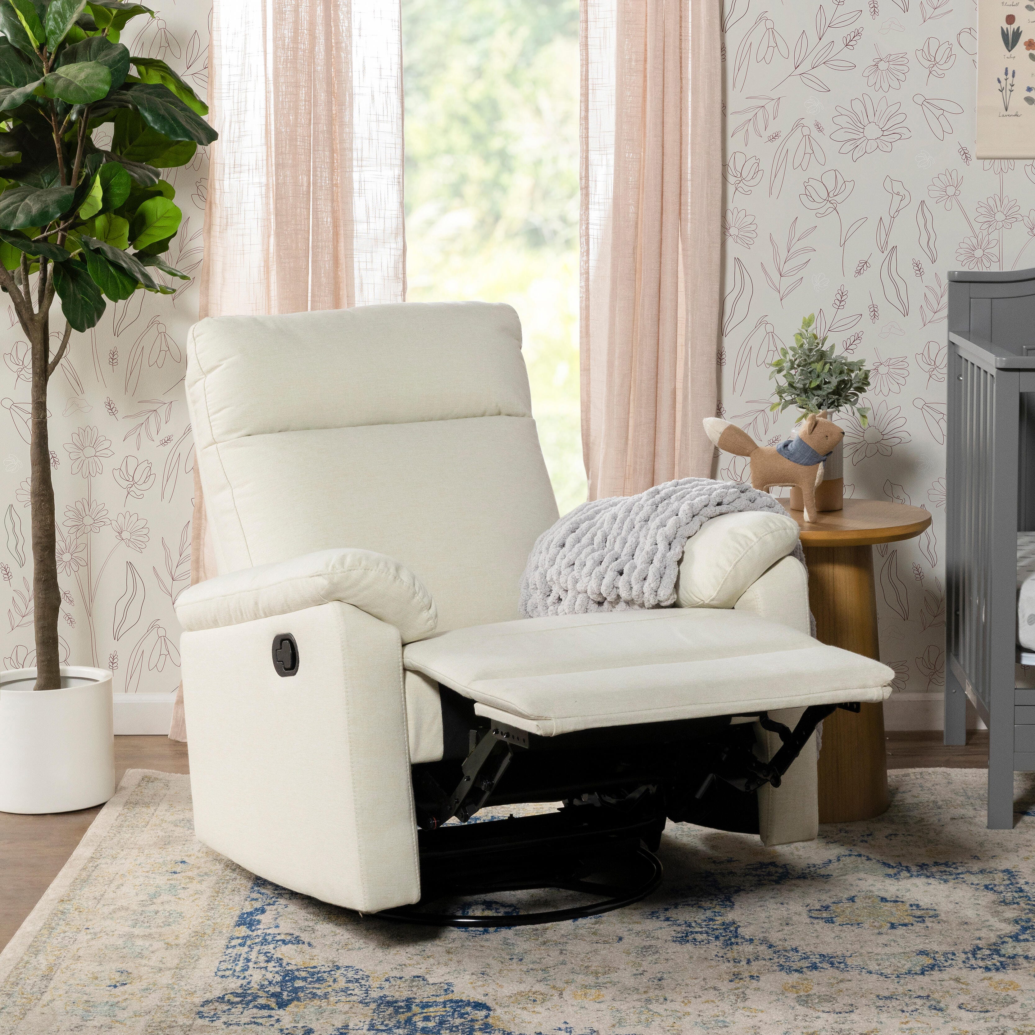 DaVinci Suzy Swivel Glider Recliner, Vanilla, large