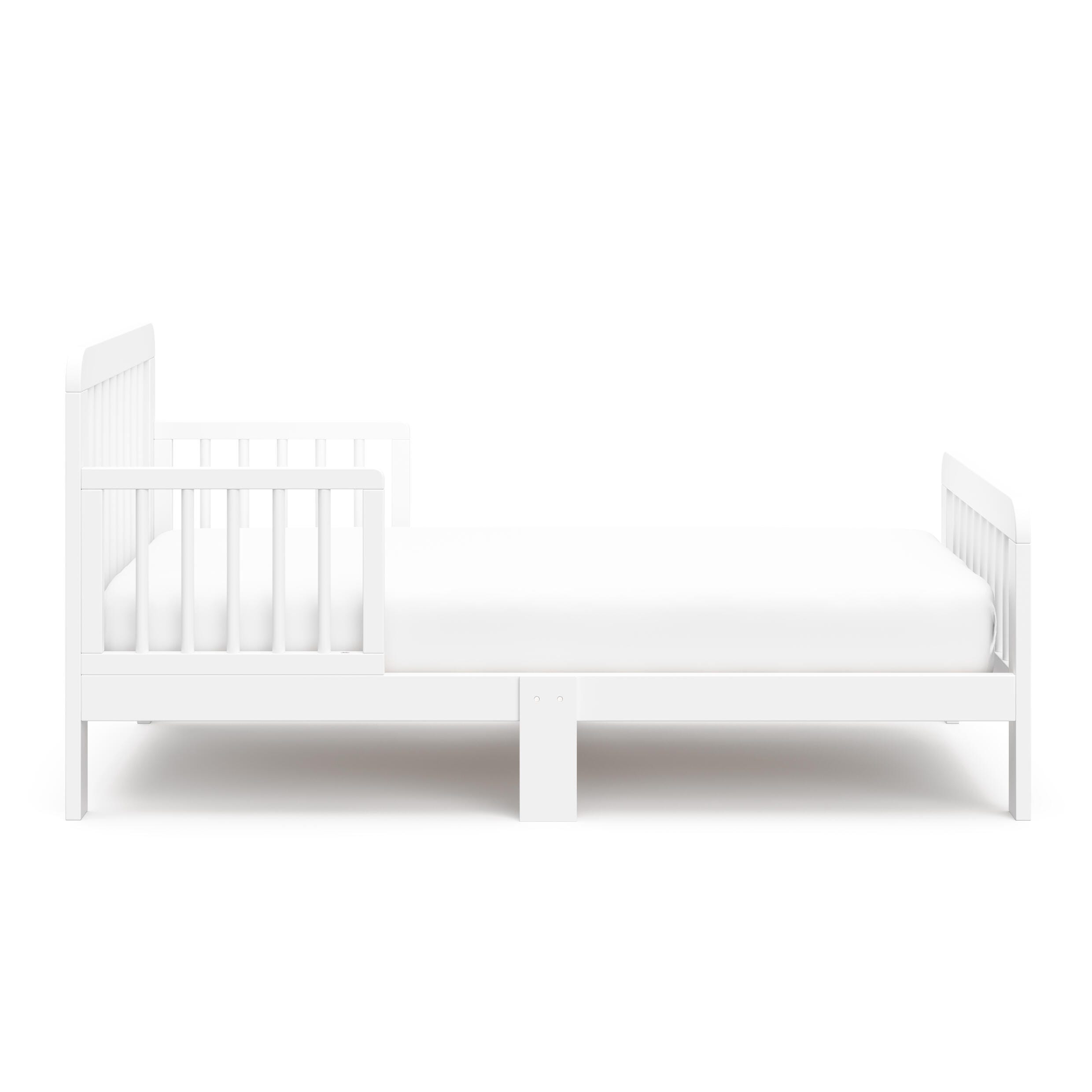 Storkcraft Pasadena Toddler Bed, White, large