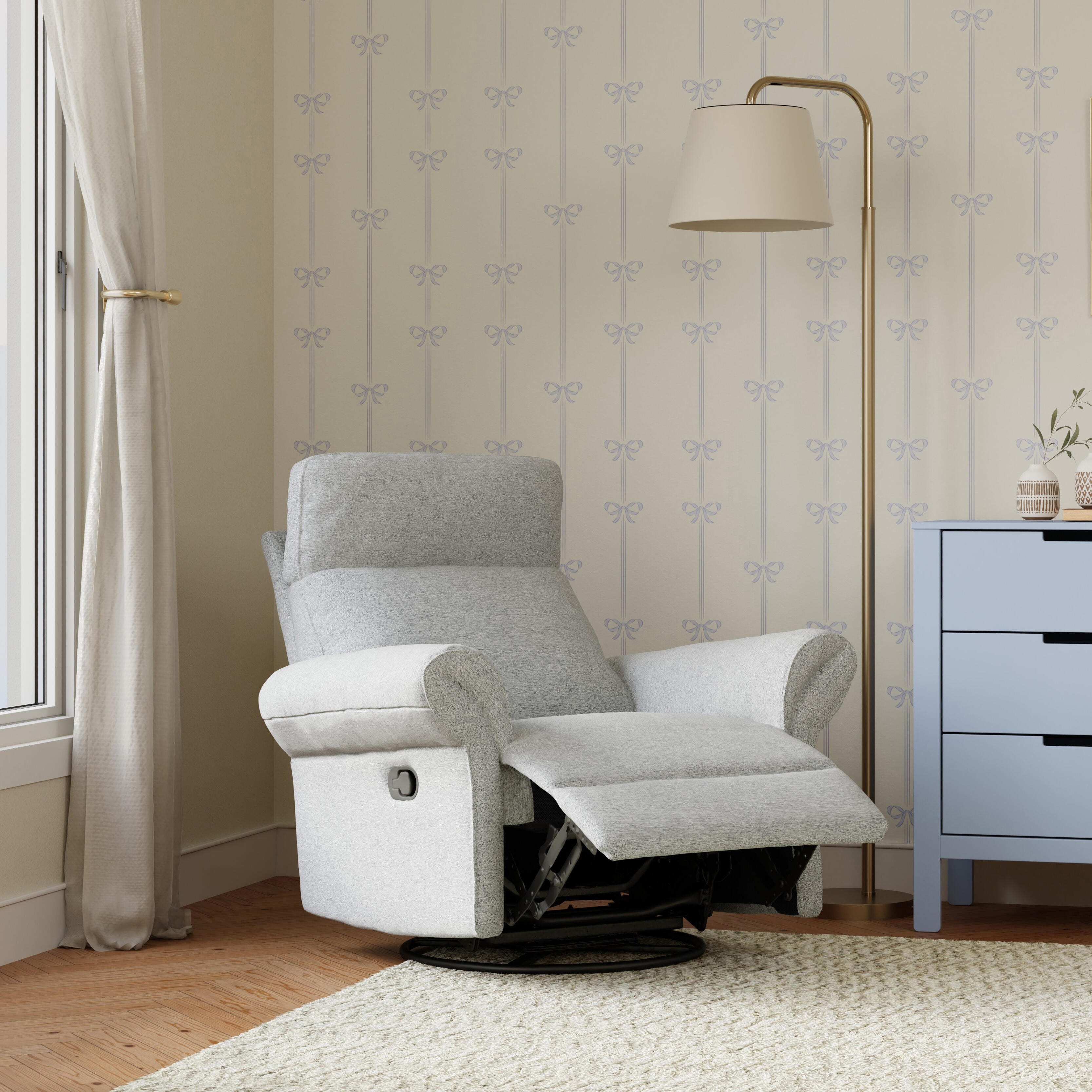 DaVinci Suzy Flex Manual Swivel Glider Recliner, Frost Gray, large