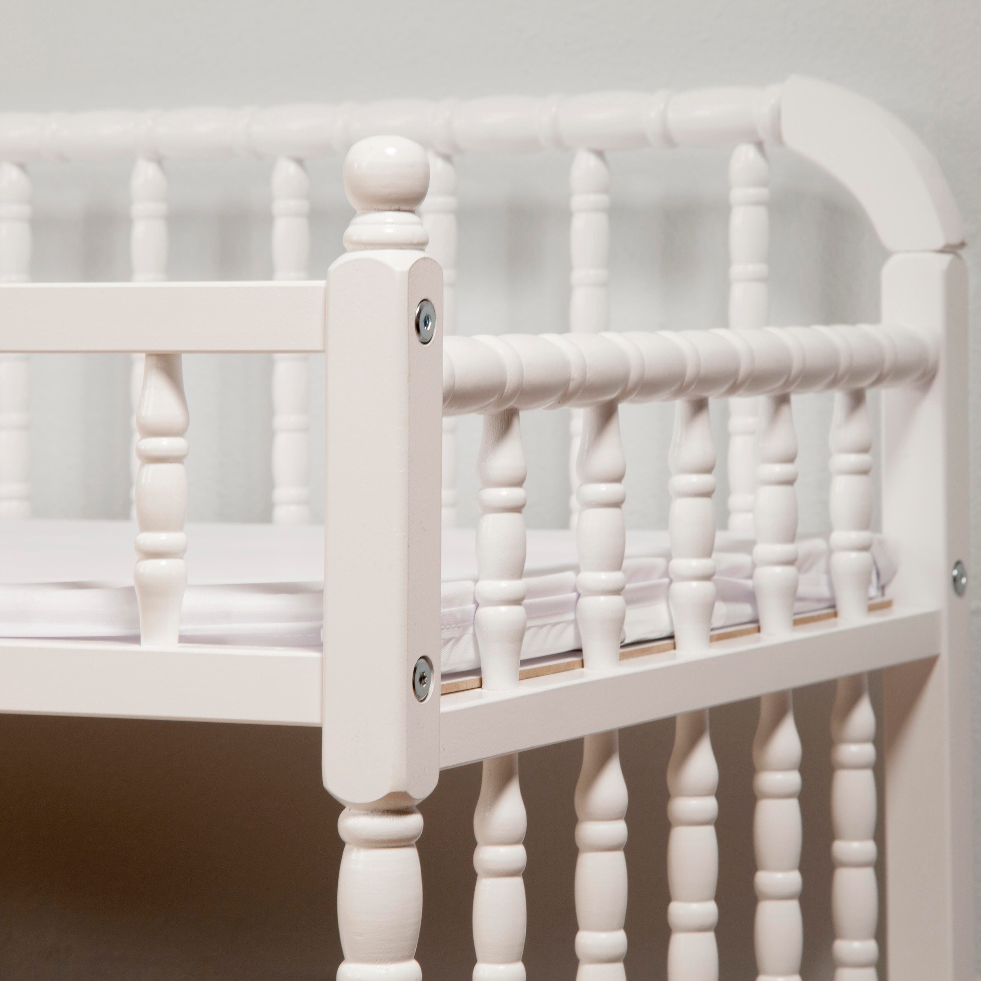 daVinci Jenny Lind Changing Table, White, large