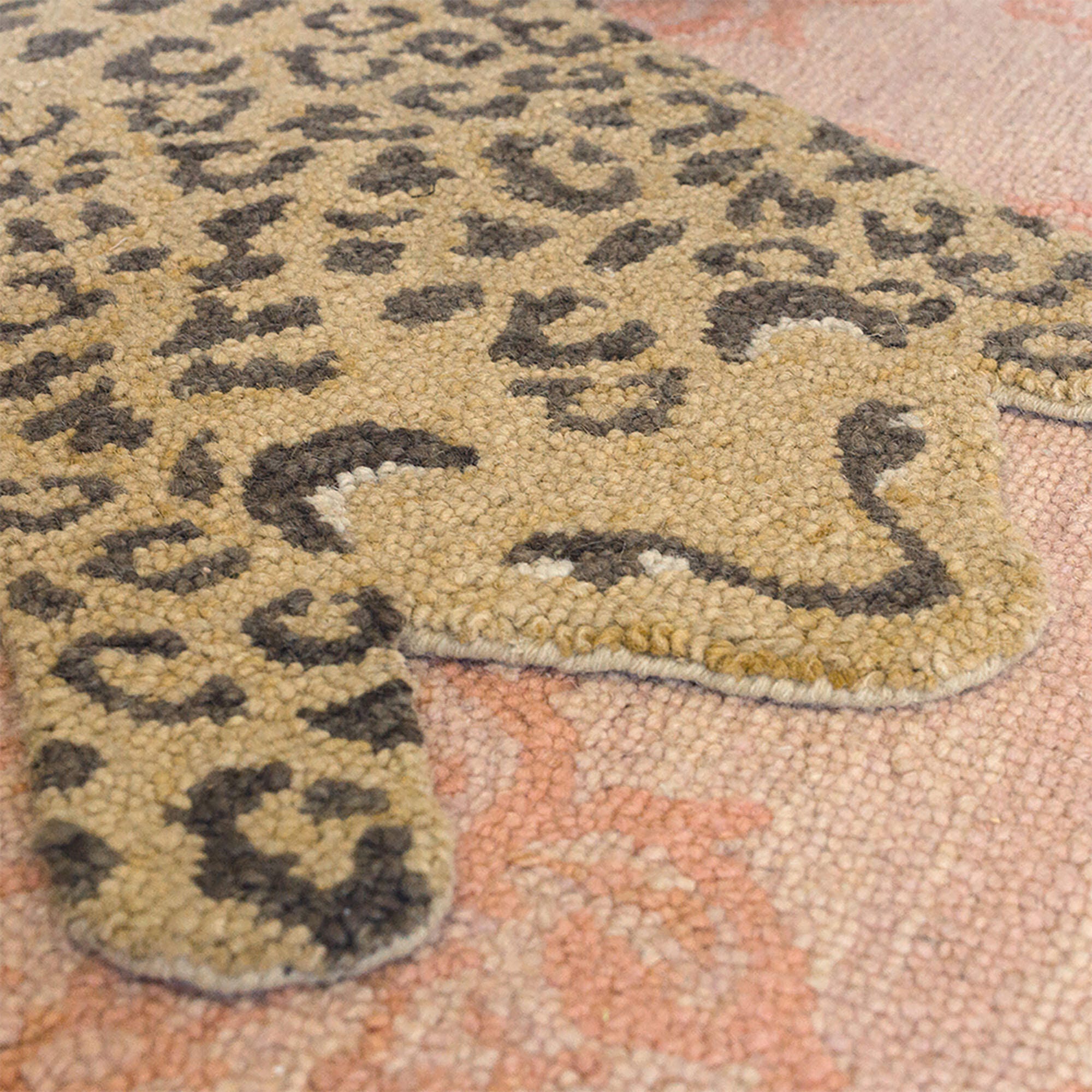 Crane Baby Leopard 2' x 3' Area Rug, , large