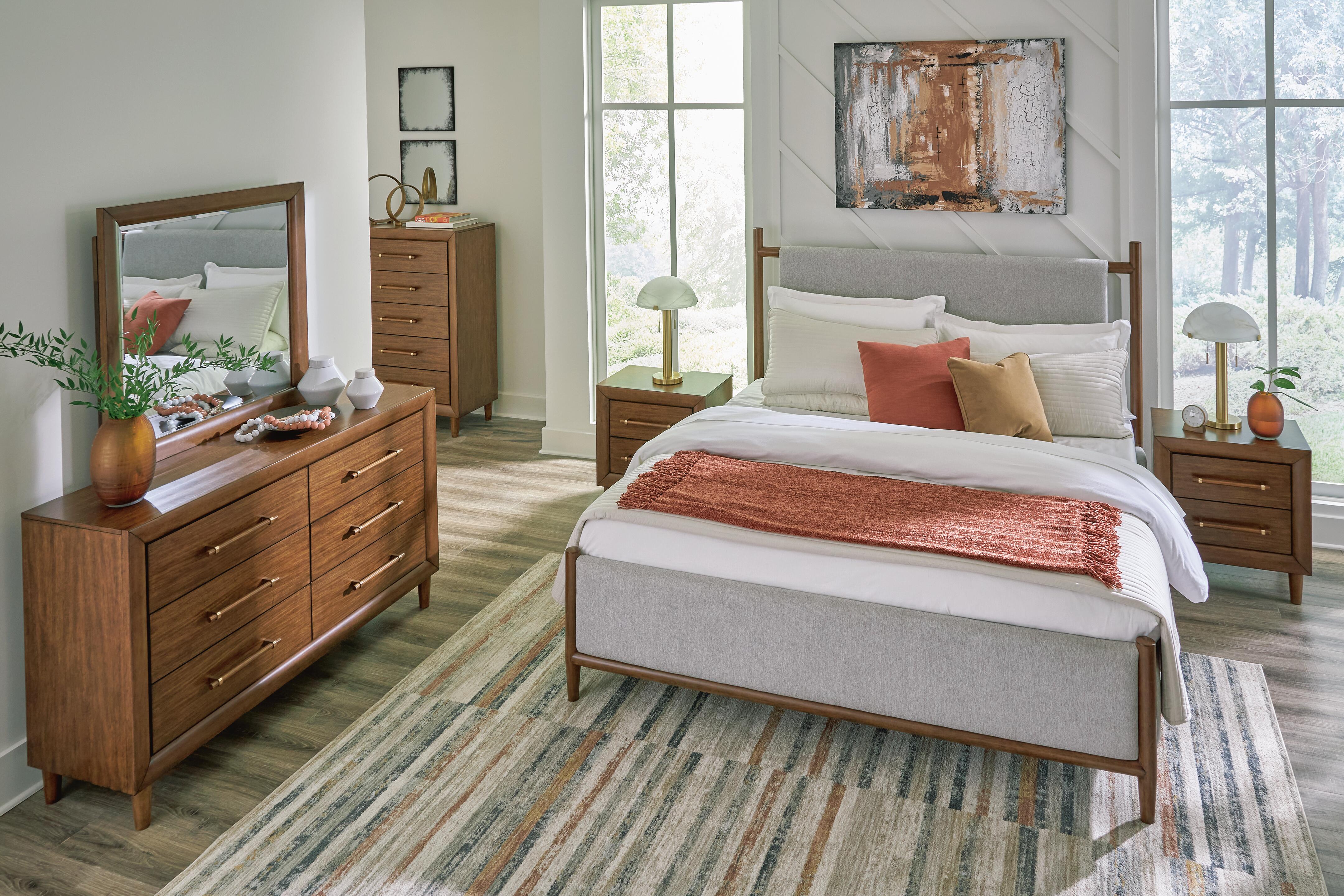 Lyncott Nightstand - image 7