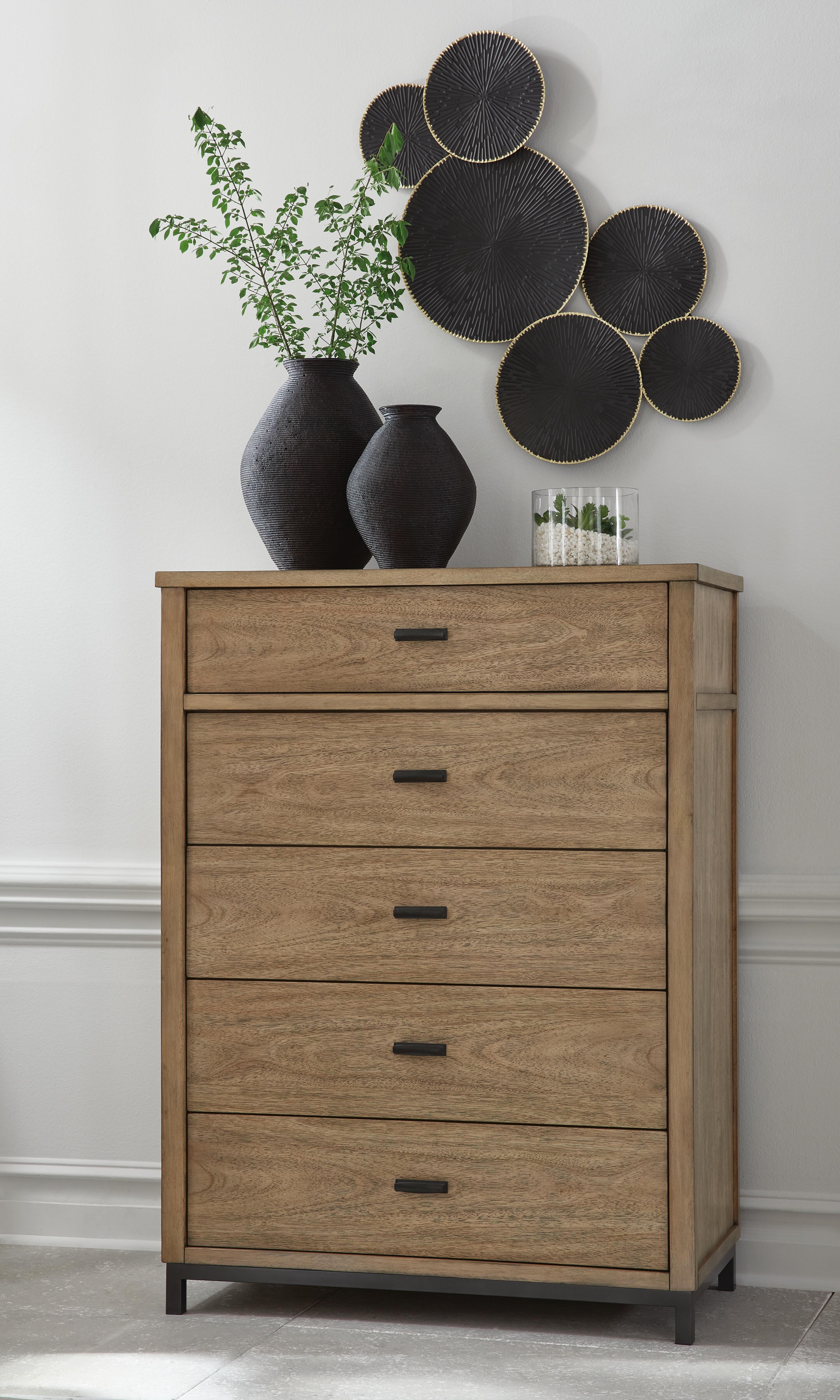 Tomtyn Chest of Drawers - image 1