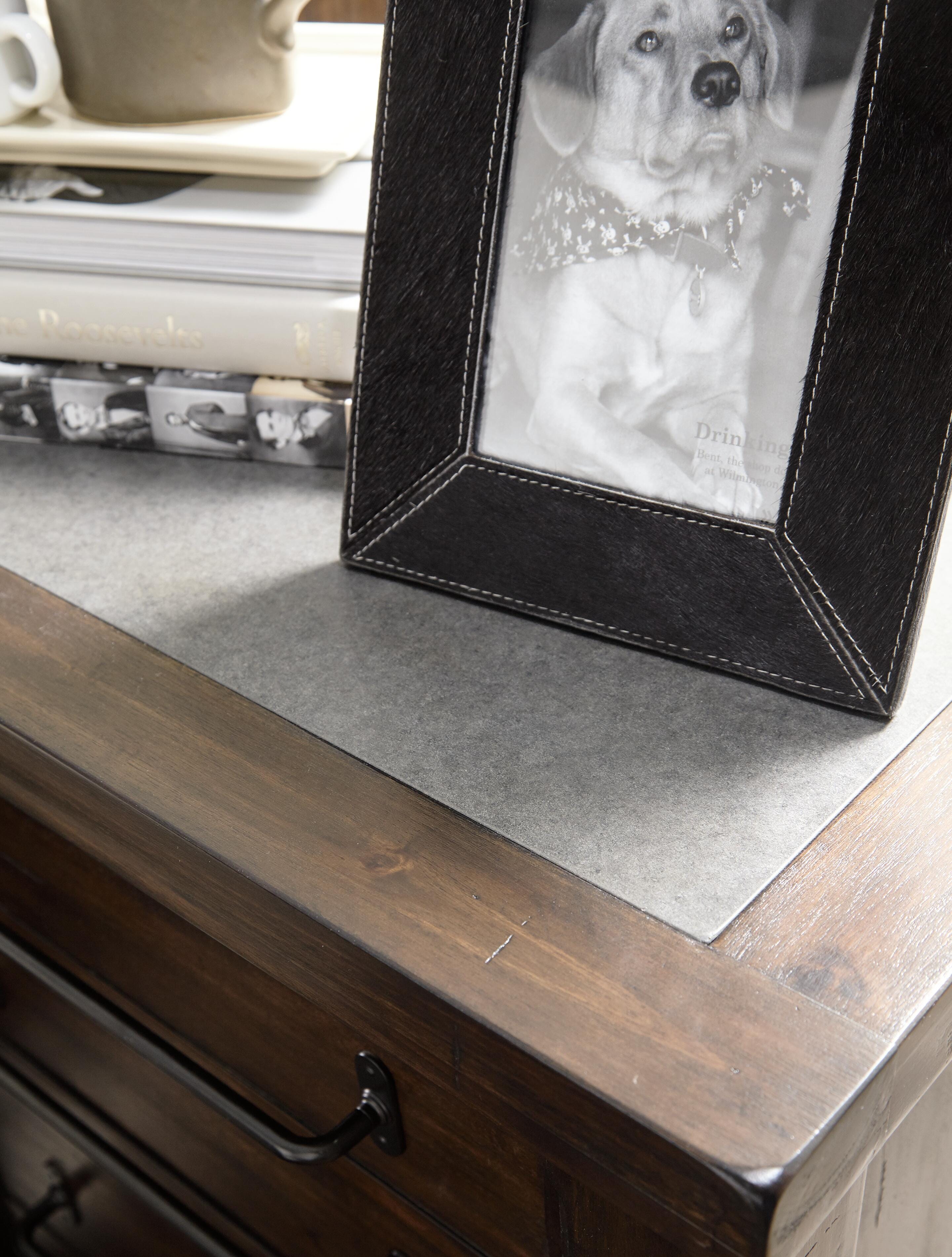 Starmore Nightstand - image 8