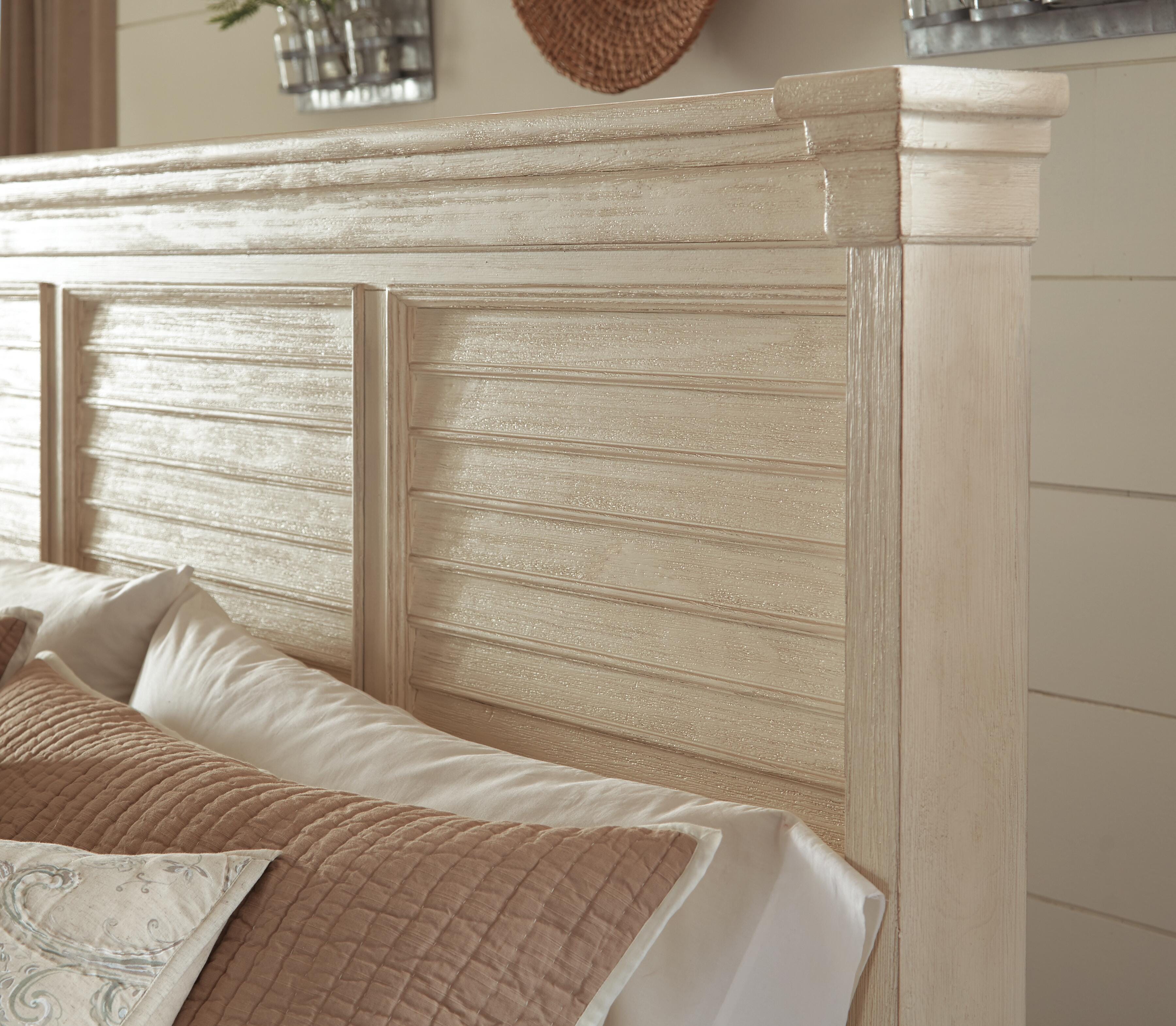 Bolanburg King Panel Bed - image 3