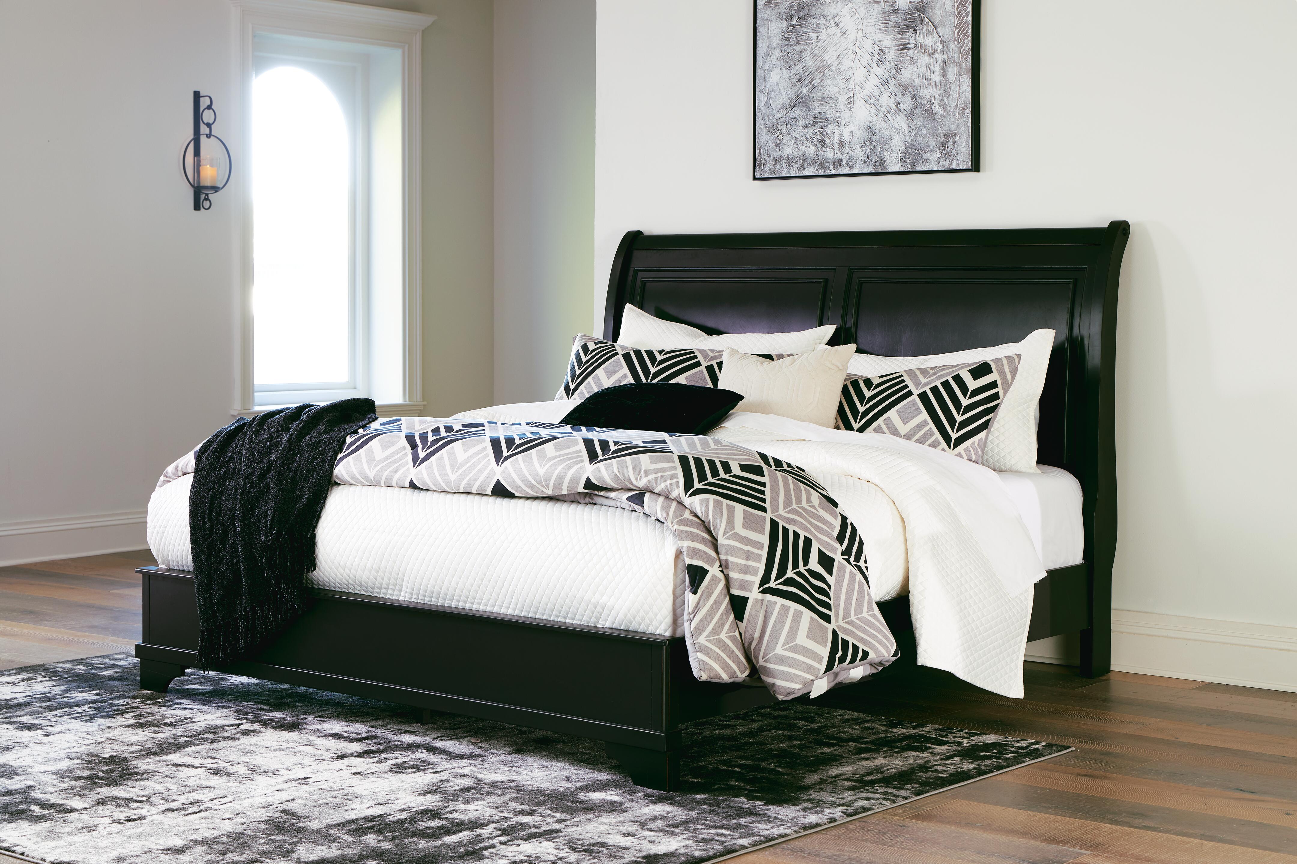 Chylanta California King Sleigh Bed, Black, large