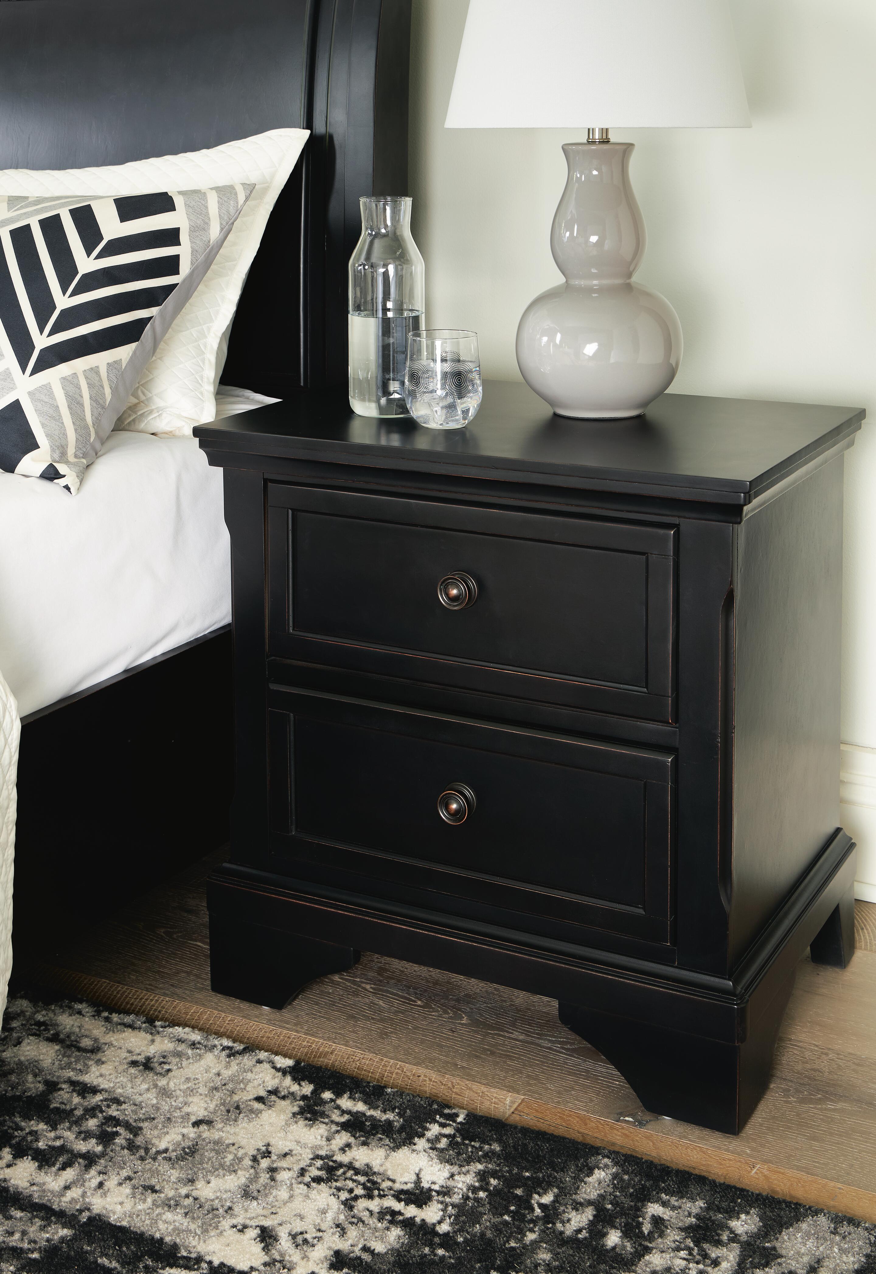 Chylanta Nightstand, , large