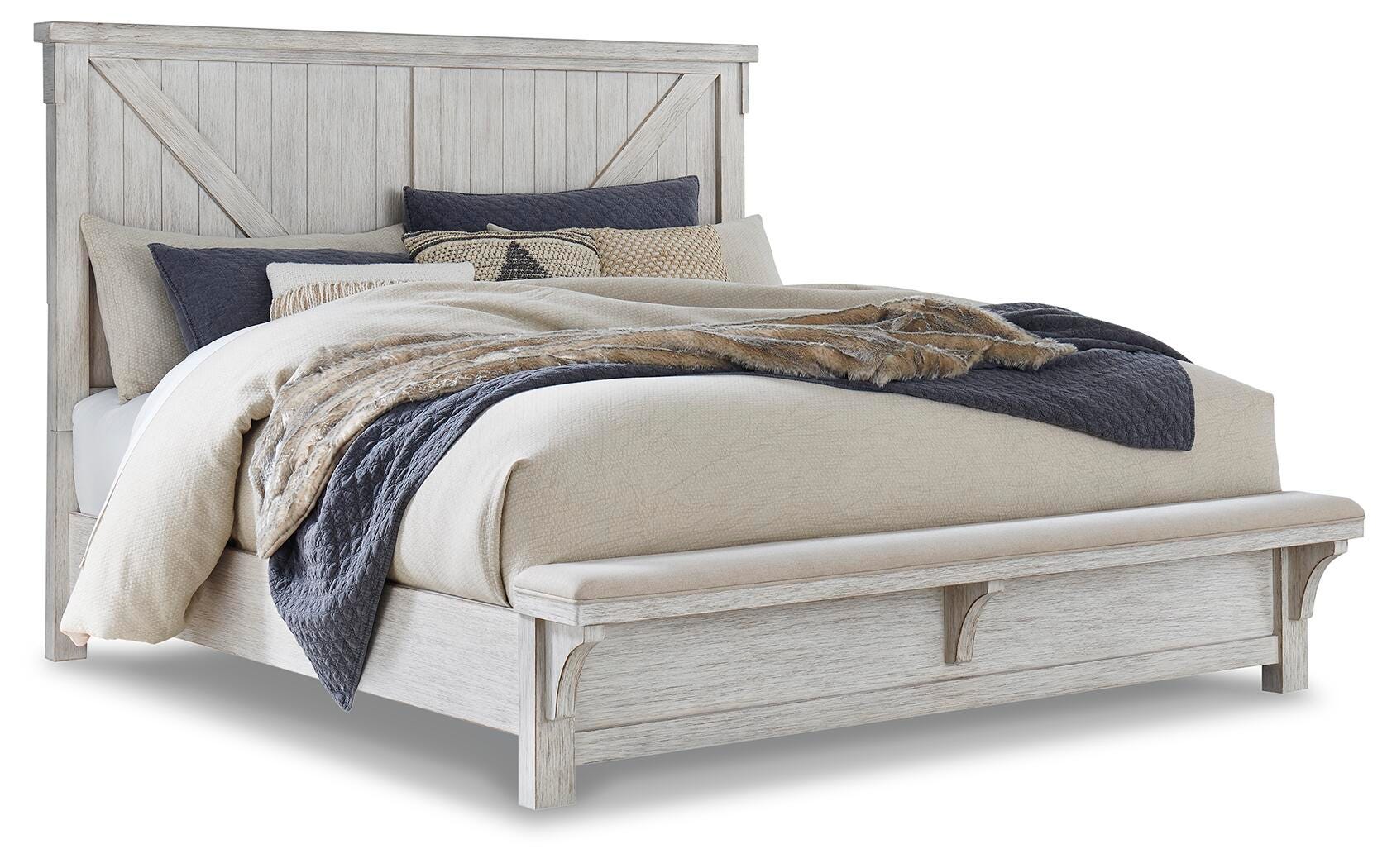 7/4 ハク様 Brashland Queen Crossbuck Panel Bed | Ashley