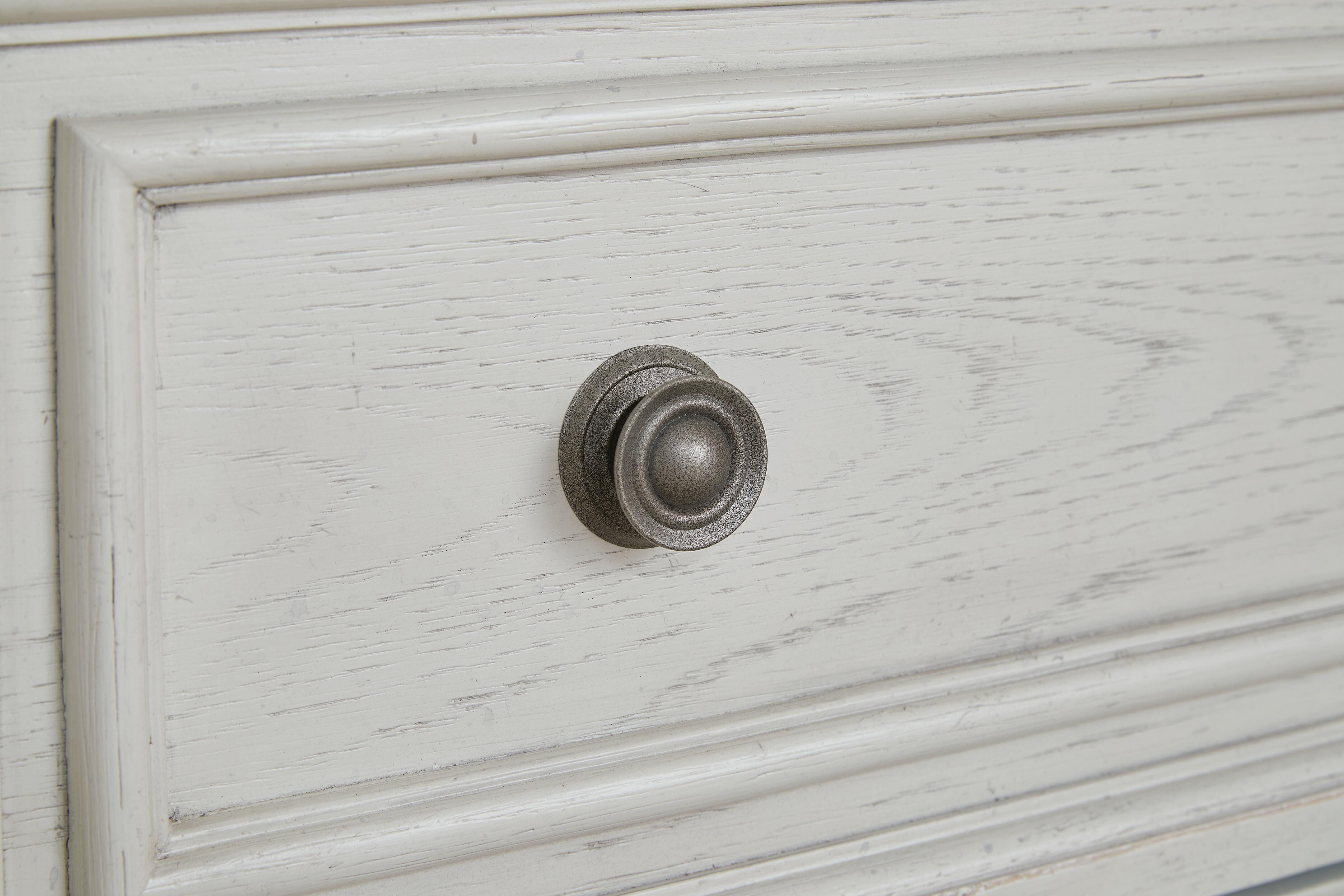 Robbinsdale Chest of Drawers - image 8