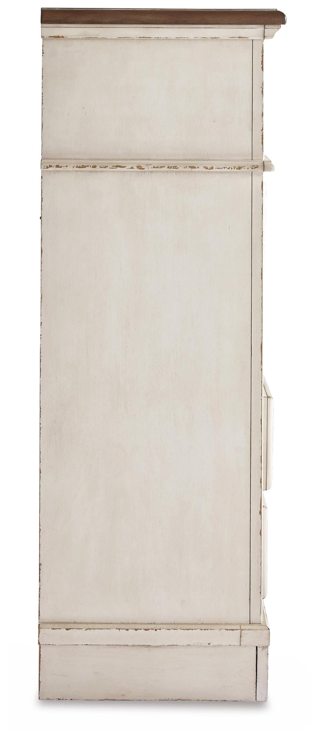 Realyn Chest of Drawers - image 5