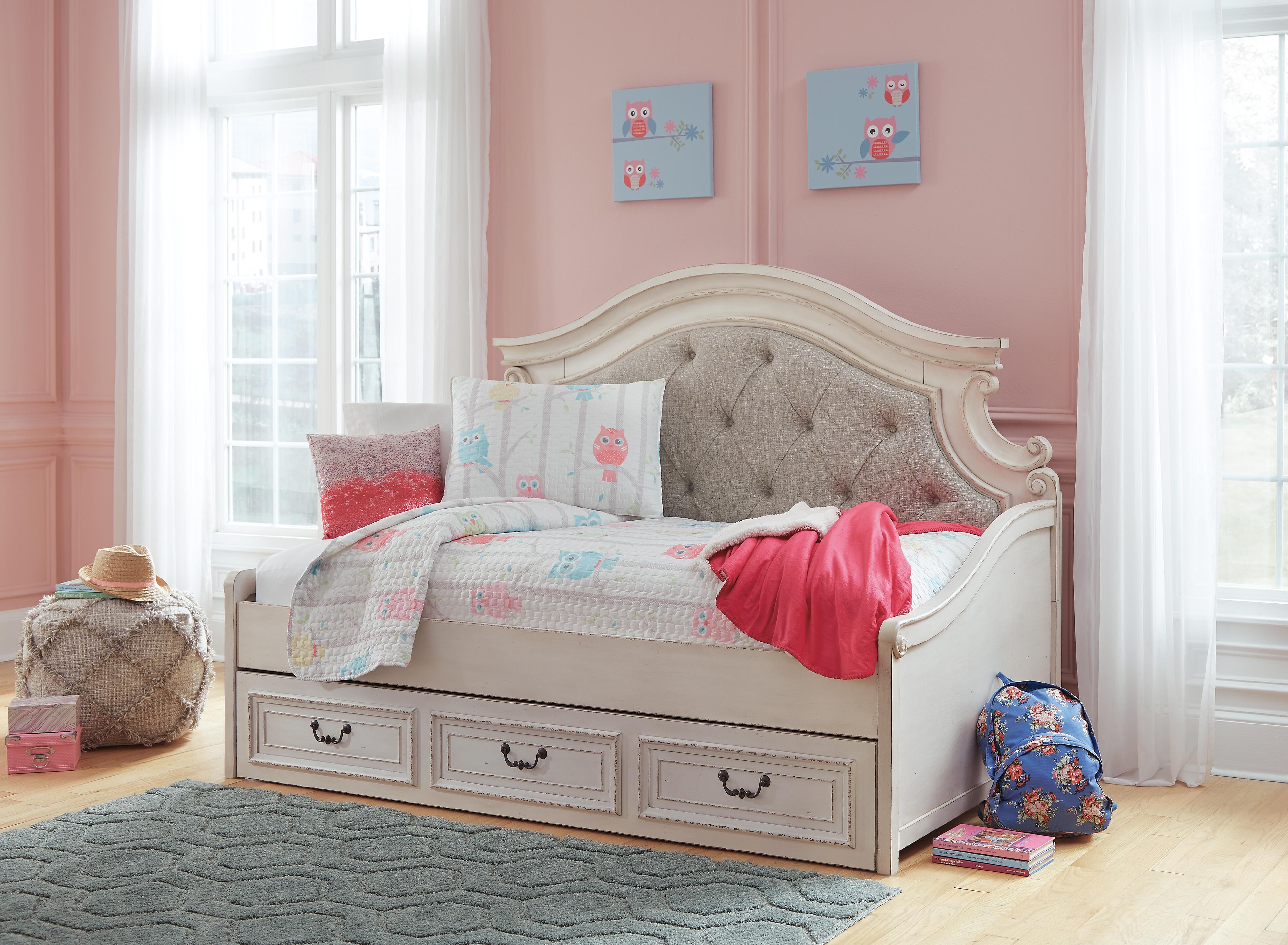 Realyn Twin Daybed with 1 Large Storage Drawer - image 5