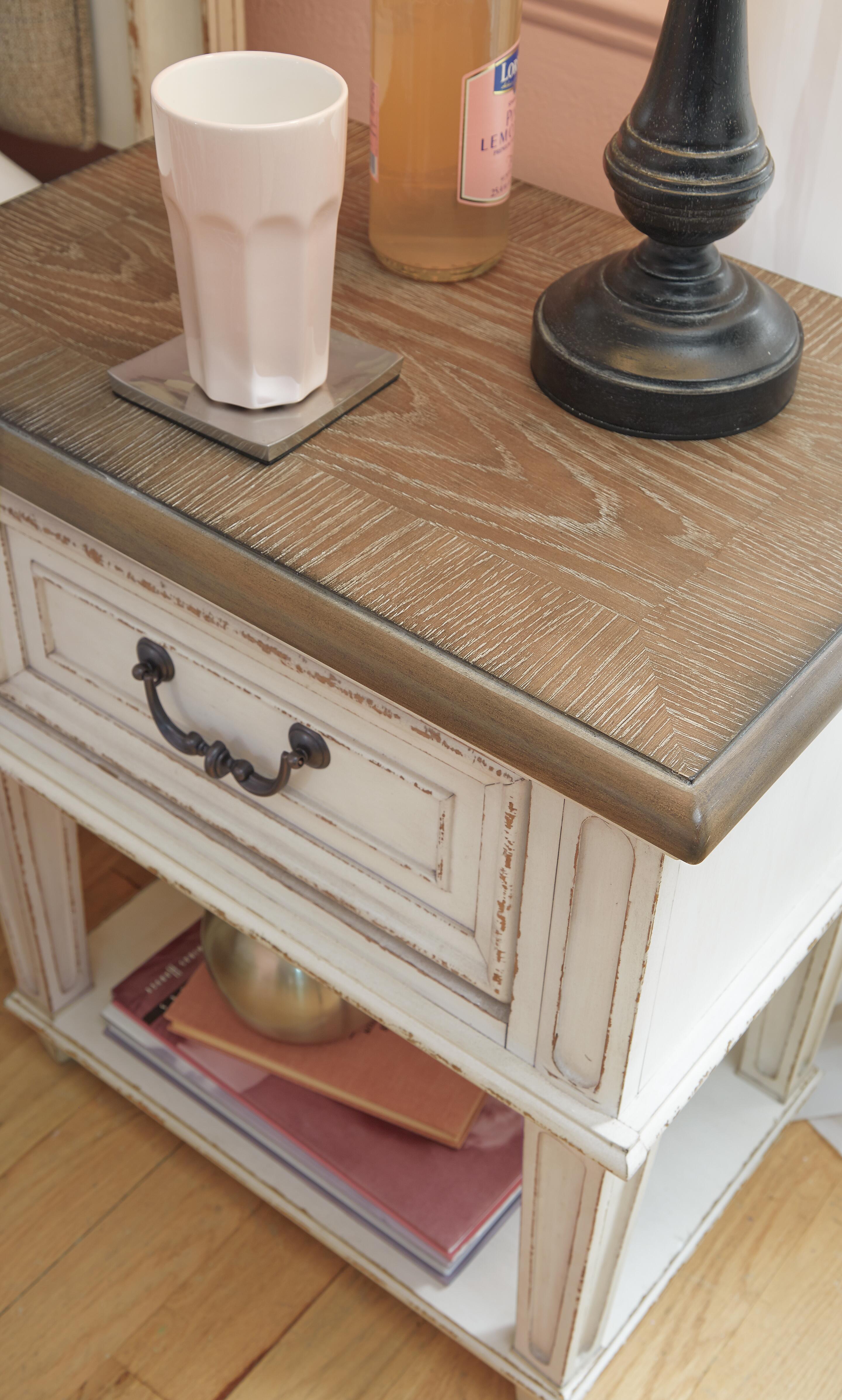 Realyn Nightstand - image 6