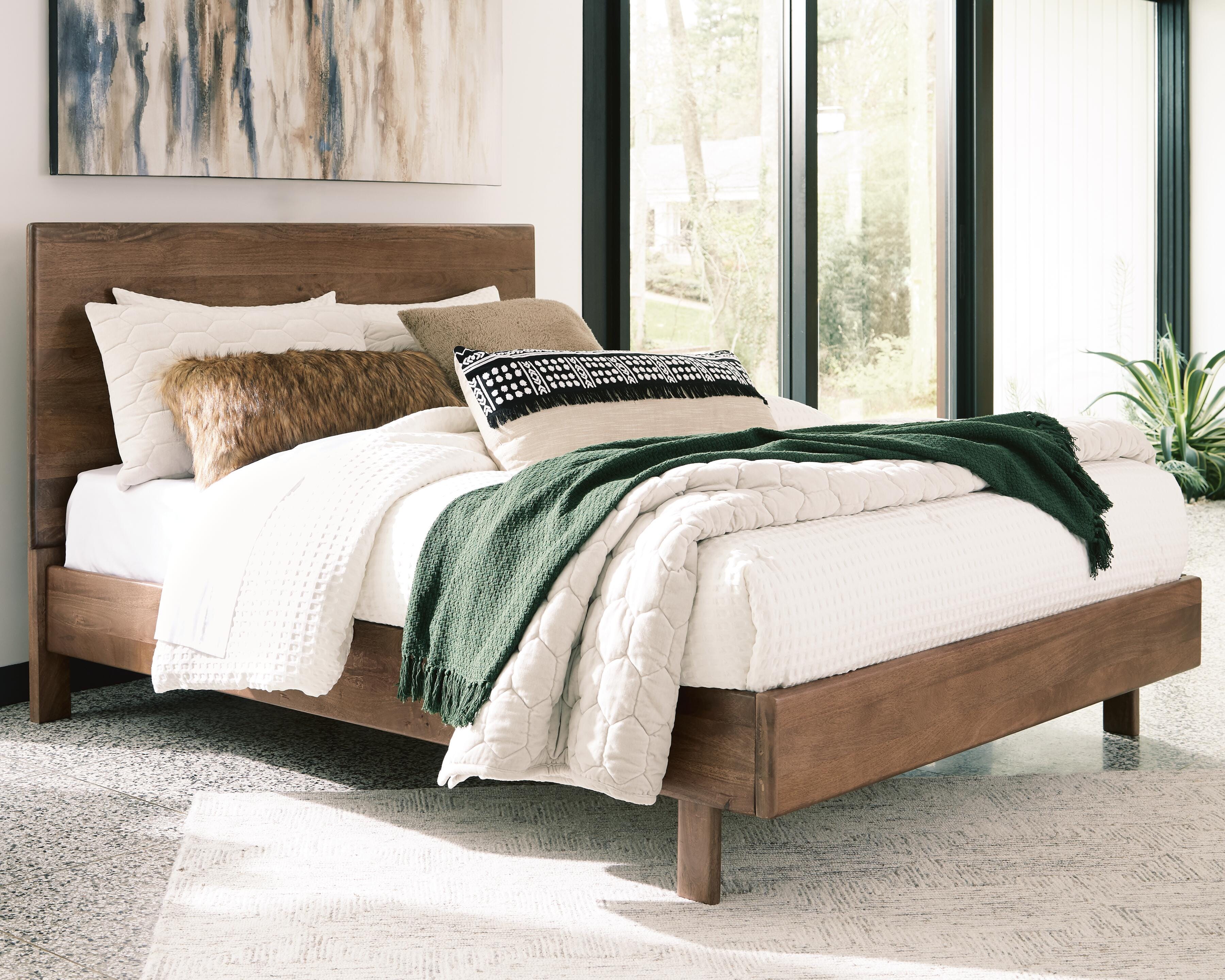 Isanti King Panel Bed - image 1