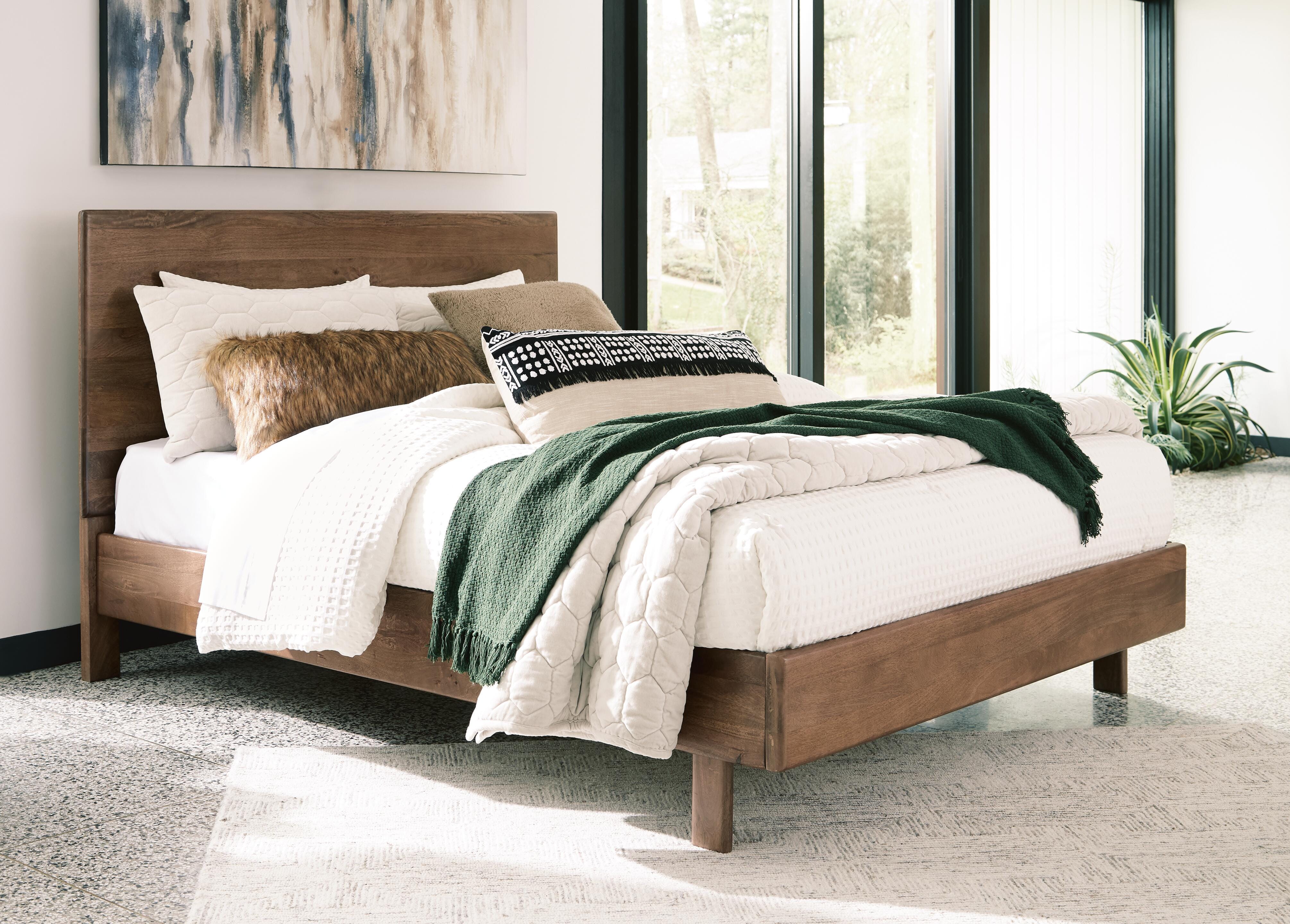 Isanti Queen Panel Bed, Dresser and Mirror - image 5