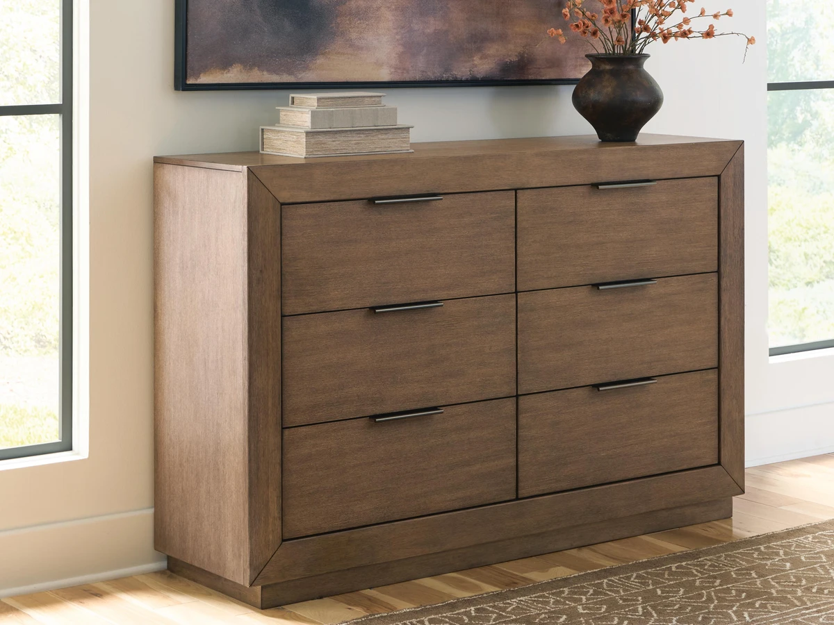 Hennington 6 Drawer Dresser | Ashley Hennington 6 Drawer Dresser | Ashley