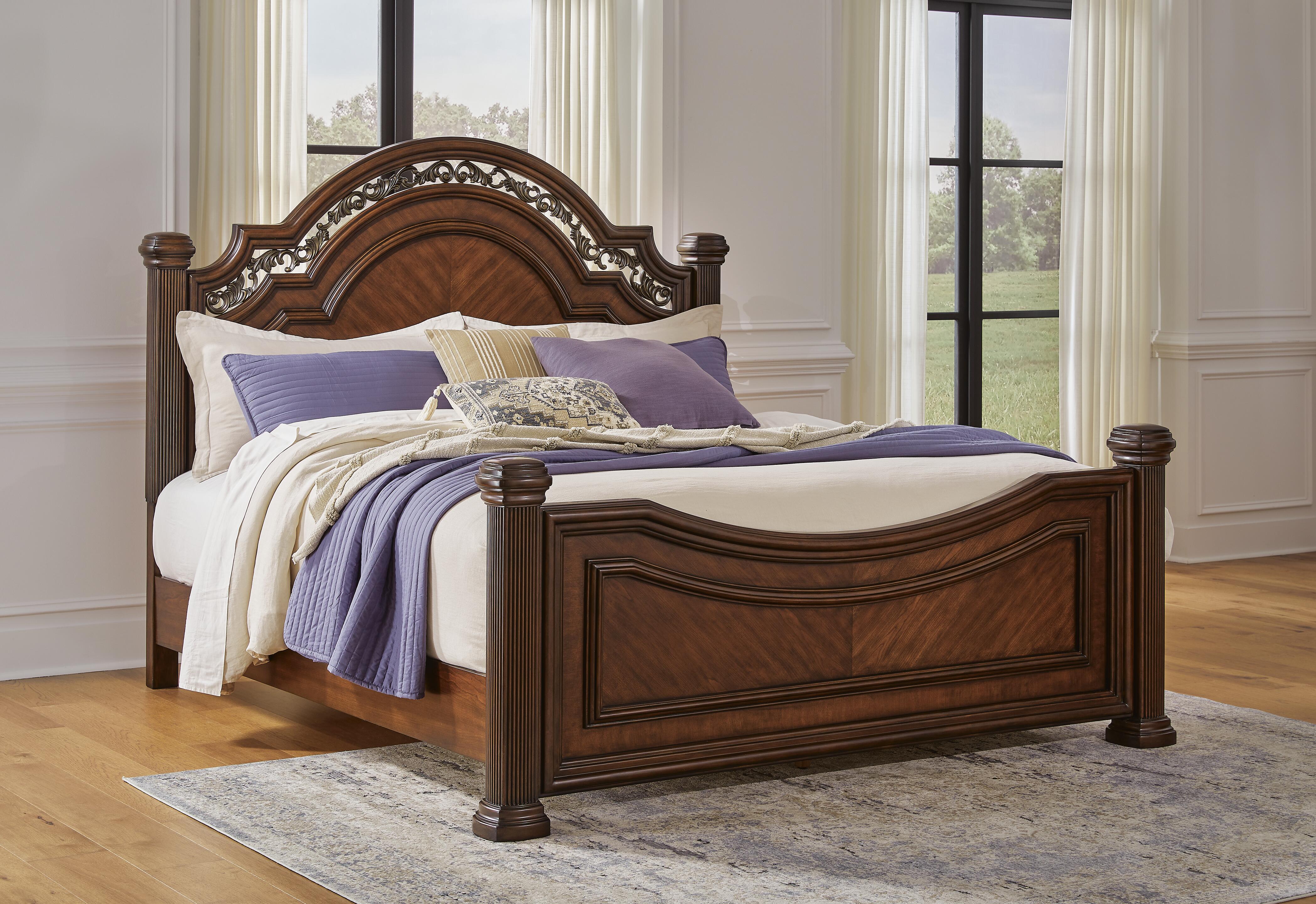 Lavinton Queen Poster Bed, Brown, rollover