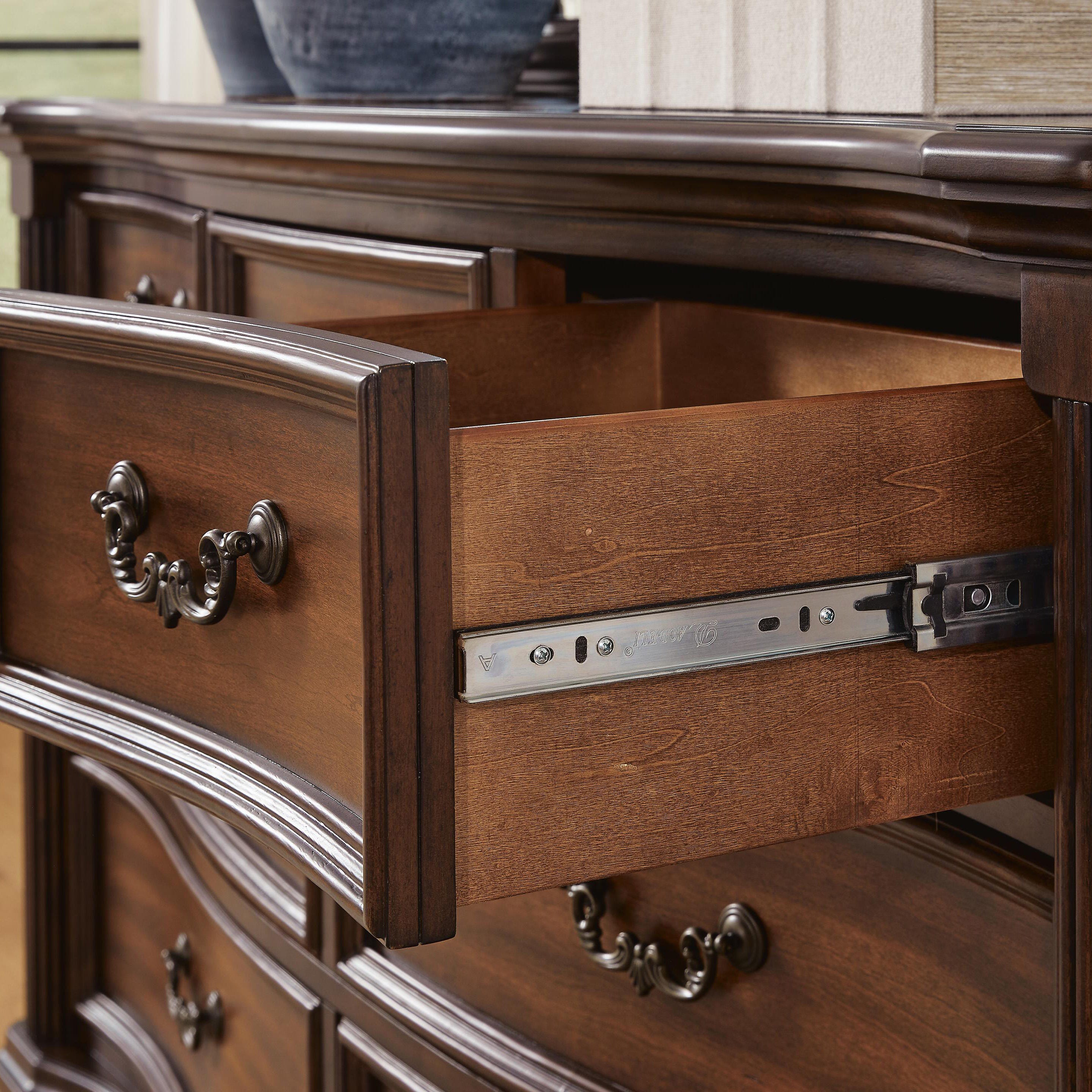 Lavinton Dresser, , large
