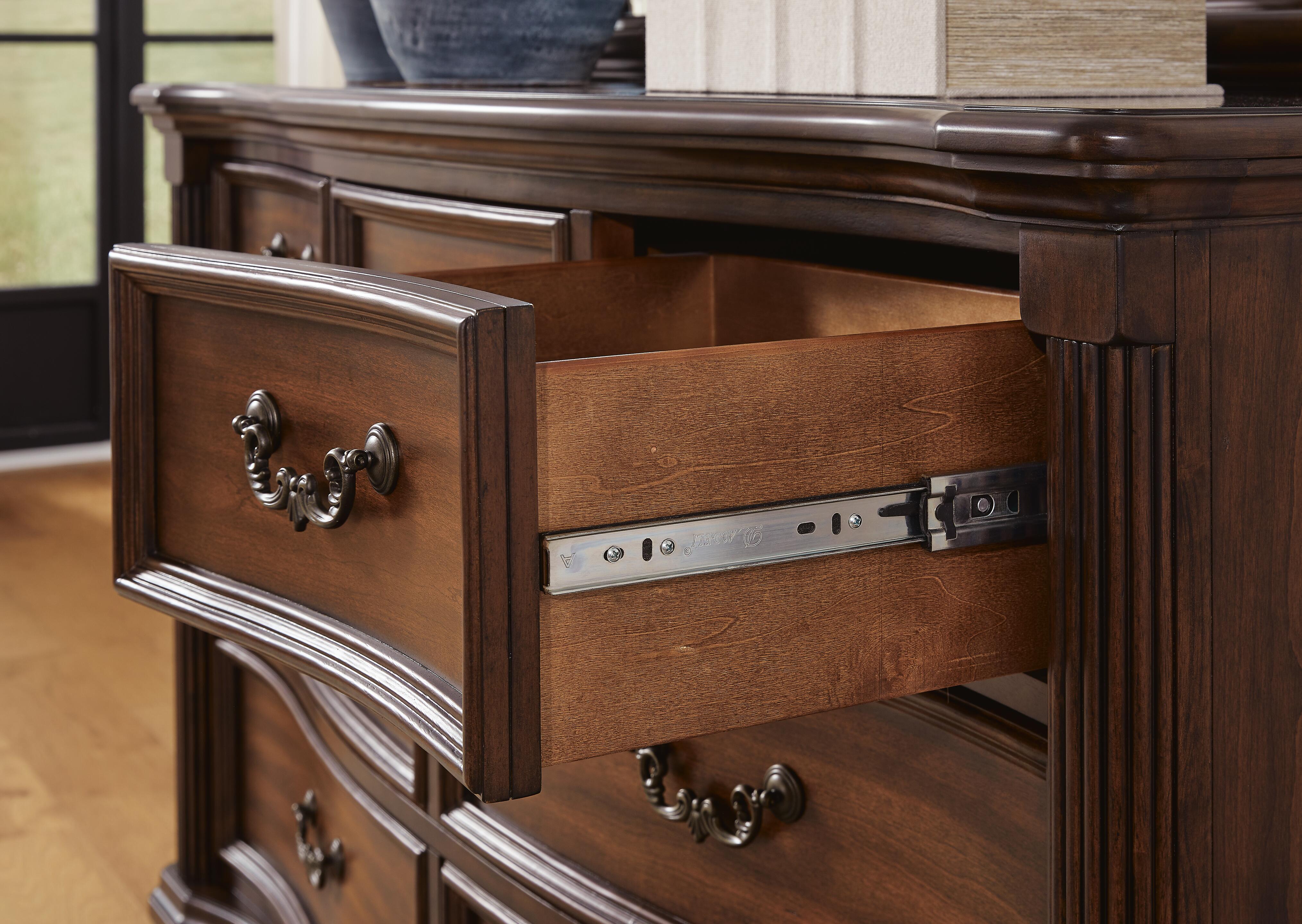 Lavinton 7 Drawer Dresser and Mirror | Ashley