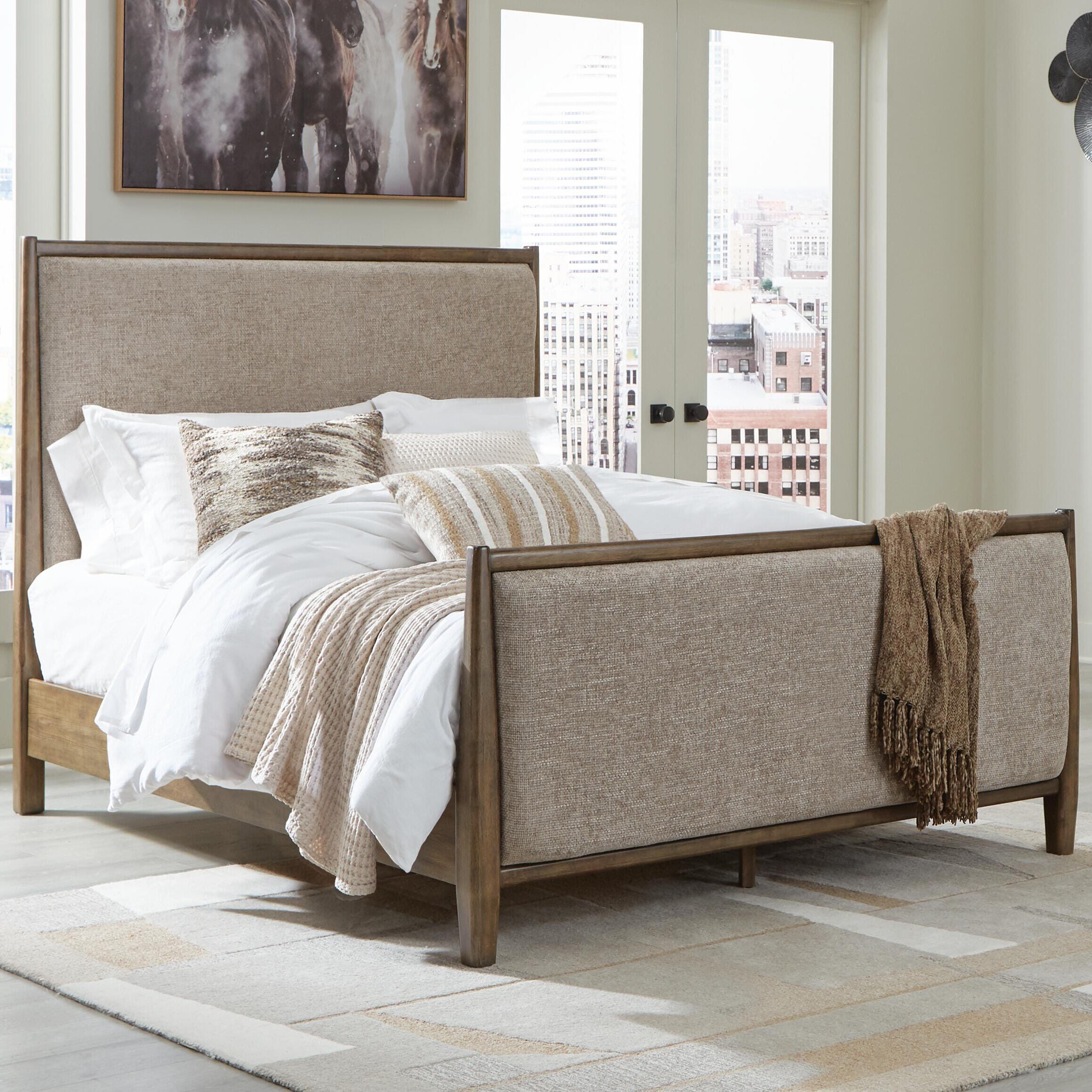 Roanhowe Queen Upholstered Bed, Brown, rollover