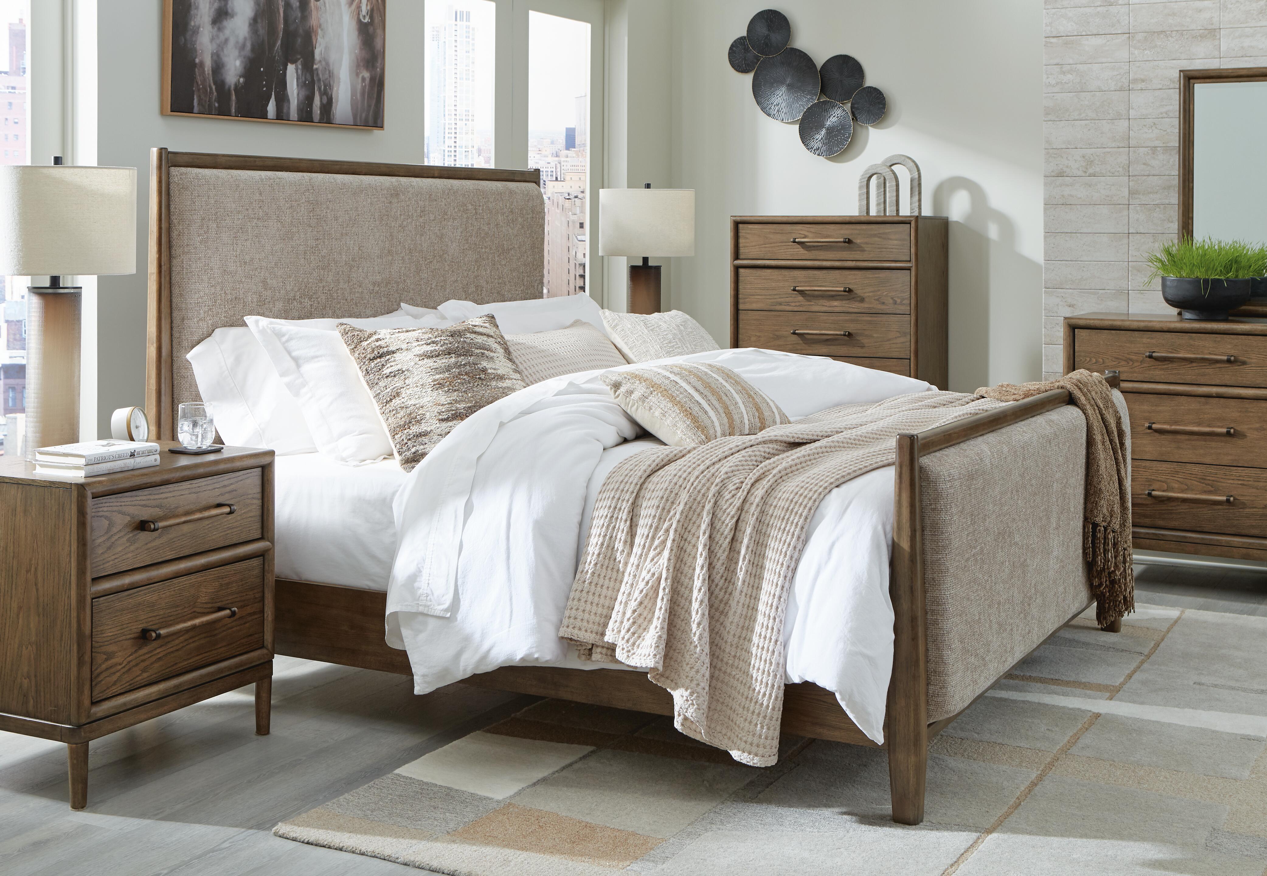 Roanhowe Queen Upholstered Bed, Brown, large