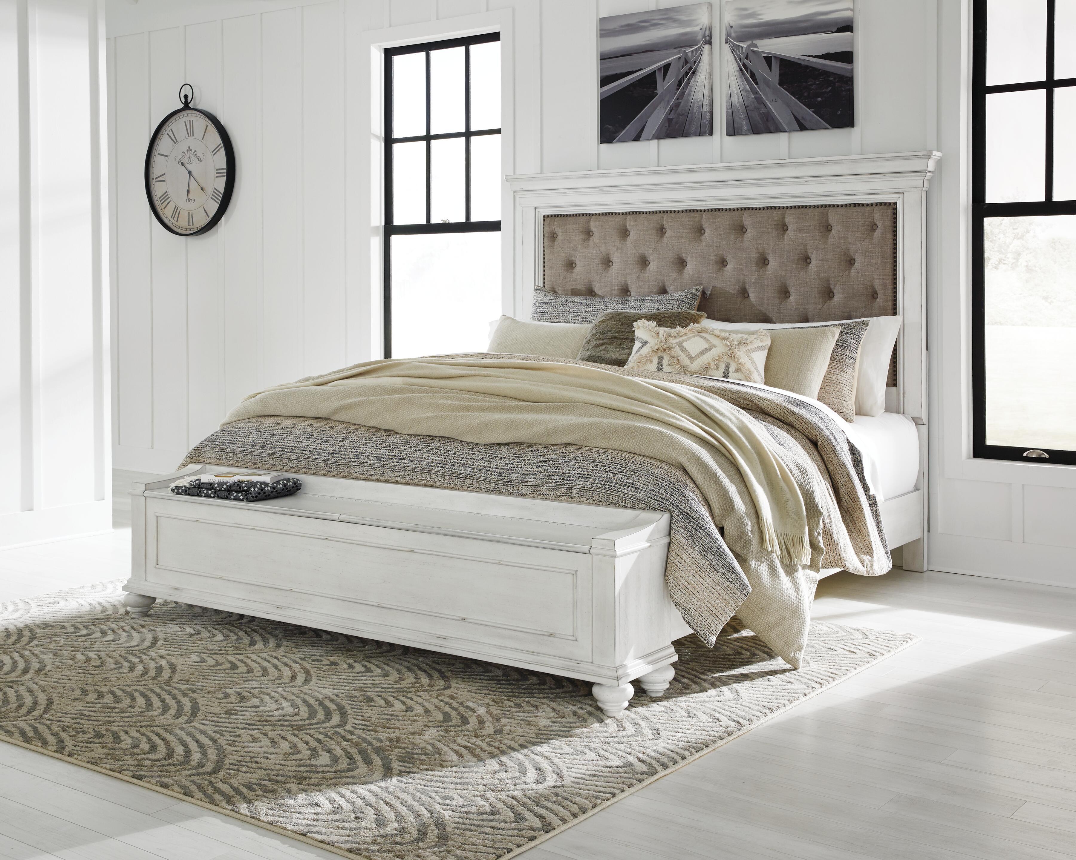 Cama tapizada Kanwyn King con almacenaje, cómoda, espejo y mesita de noche - image 14