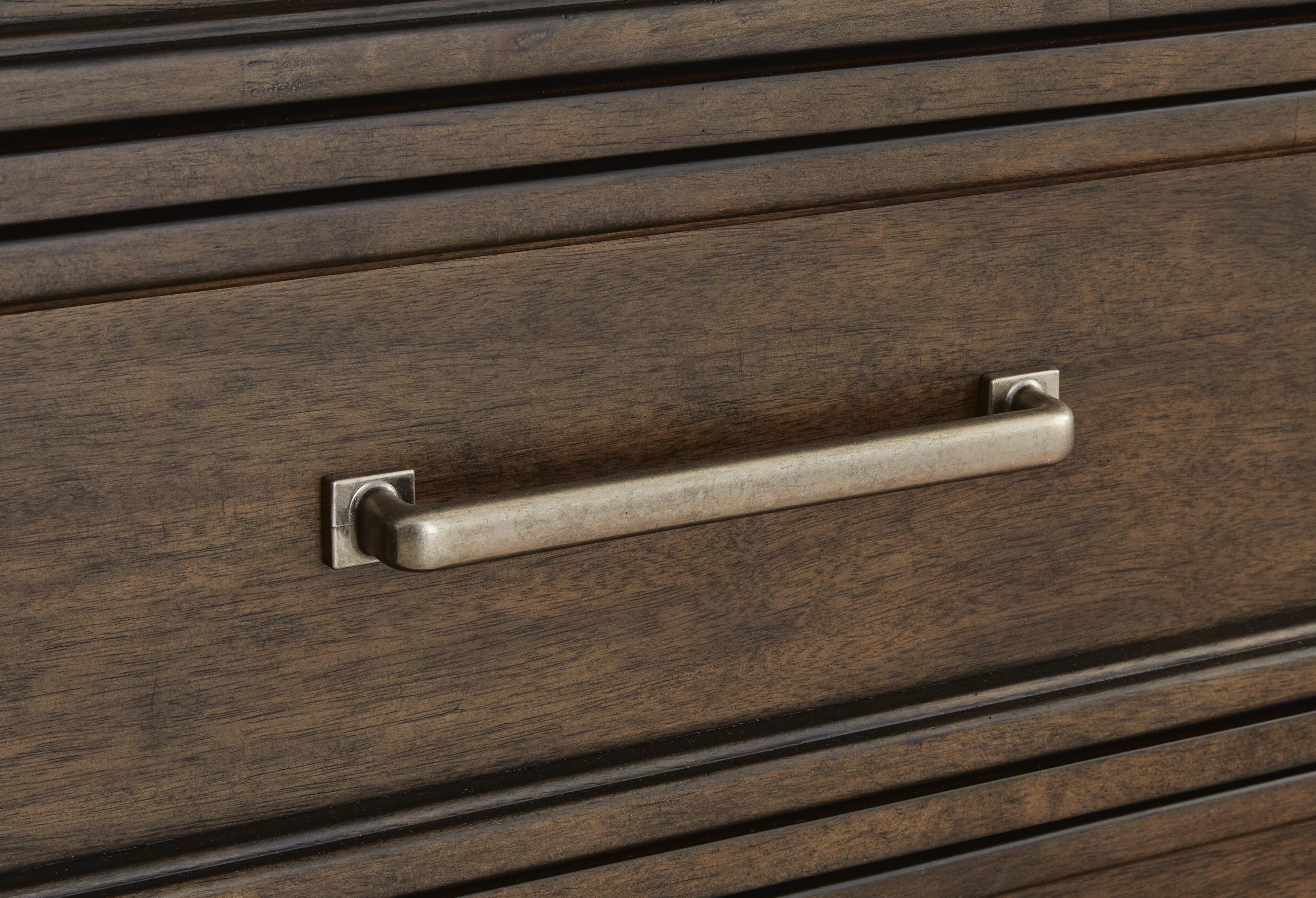 Hillcott Dresser and Mirror - image 9